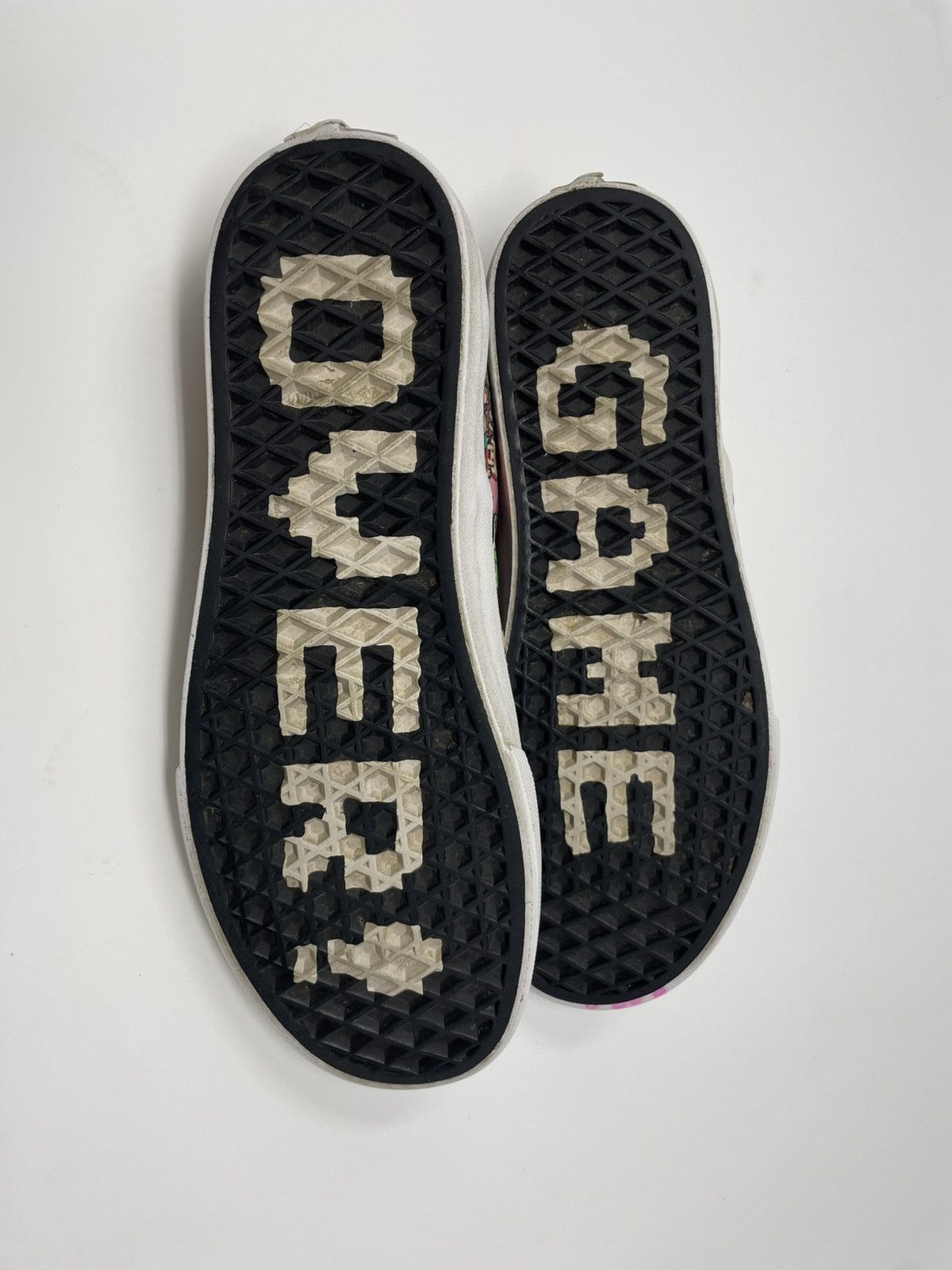 Nintendo × Vans Vans x Nintendo Super Mario Bros GAME OVER Mens 6.5 Slip on Size US 6.5 / EU 39-40 - 7 Thumbnail