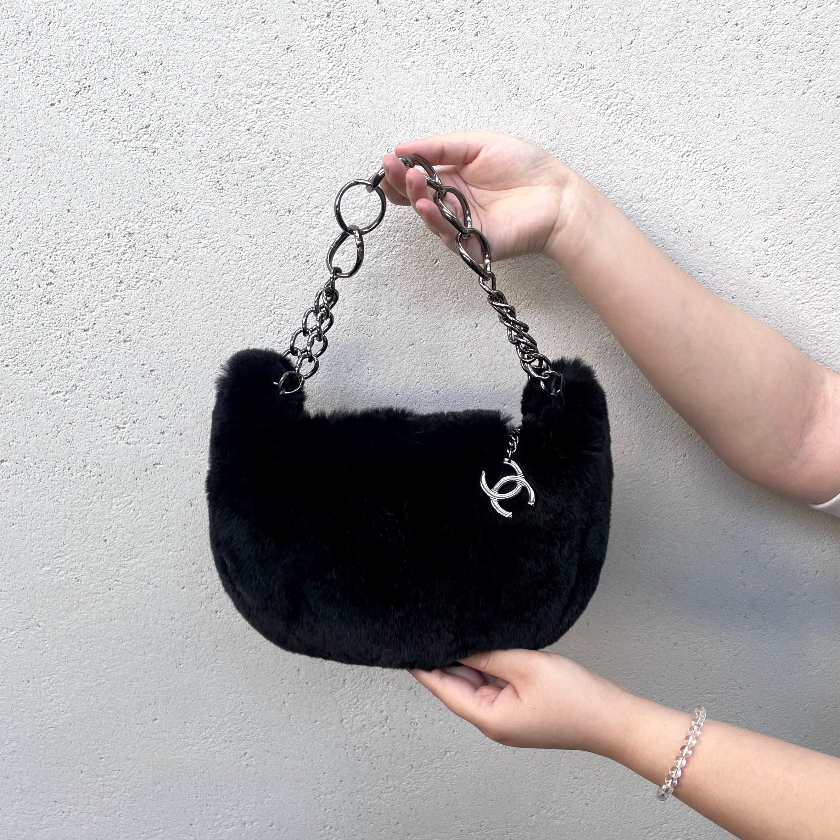 Chanel Chanel Coco Mark Pendant Rabbit Fur Chain Shoulder Bag Size ONE SIZE - 1 Thumbnail