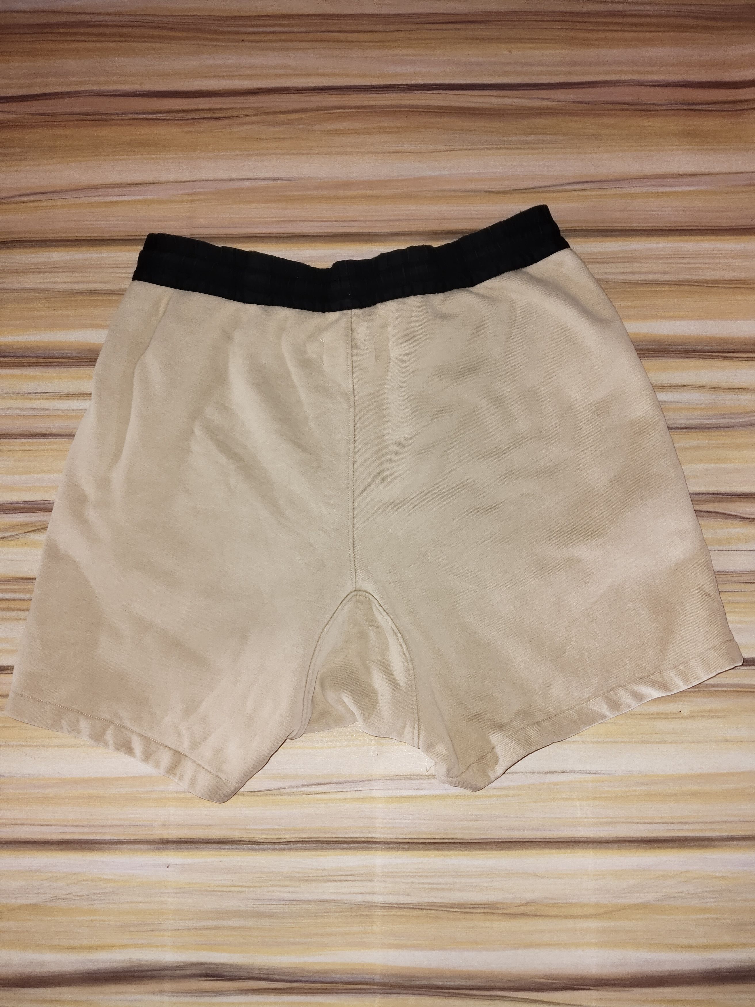 Fear of God FEAR OF GOD ESSENTIALS Short Size US 34 / EU 50 - 4 Thumbnail