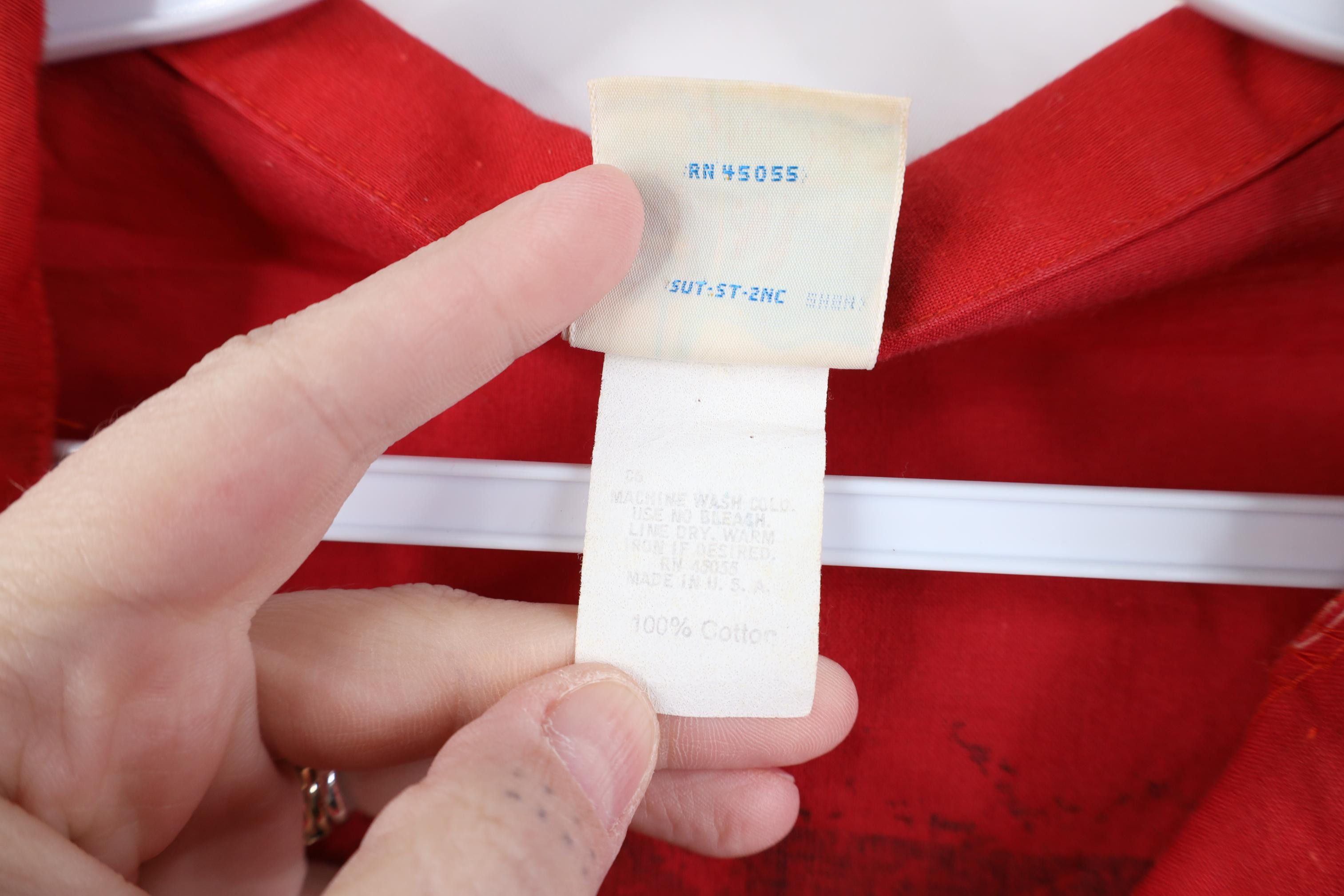 Vintage Vintage 80s 90s Surfing Camp Collar Button Shirt Red USA Size US L / EU 52-54 / 3 - 7 Thumbnail
