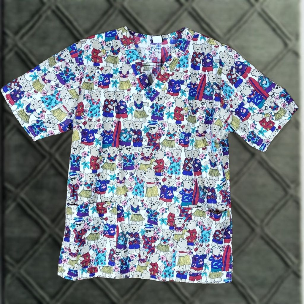 Vintage Barco Womens Scrub Top Medical V-Neck Pockets Hawaiian Bear Print S Multi Womens Barco Birko? Size S / US 4 / IT 40 - 1 Thumbnail