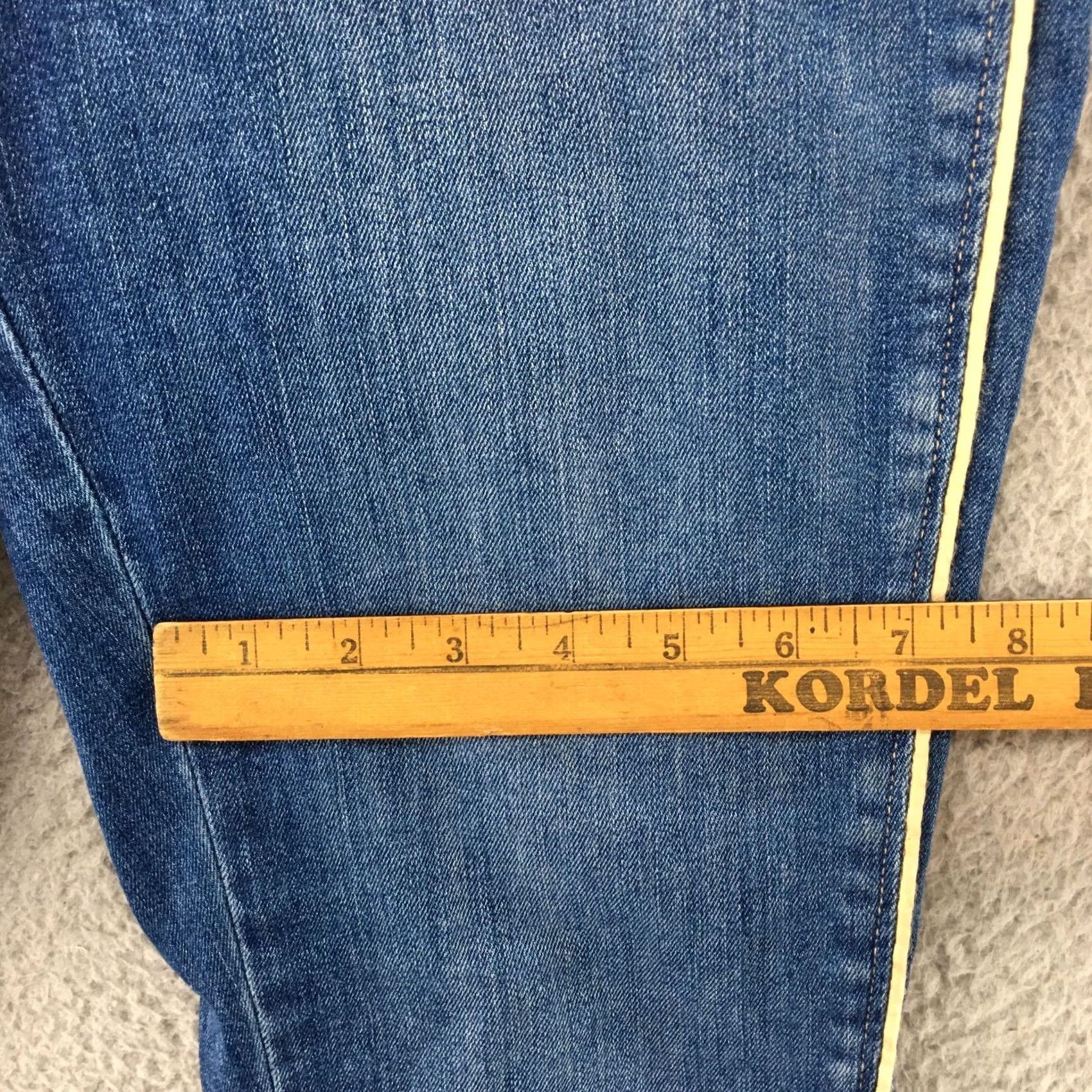 Banana Republic Banana Republic Jeans Womens 28 Blue Medium Wash Denim Zip Fly Mid Rise Skinny Jeans Women Regular Fit 5-Pocket Denim Blue Size 28" / US 6 / IT 42 - 6 Thumbnail