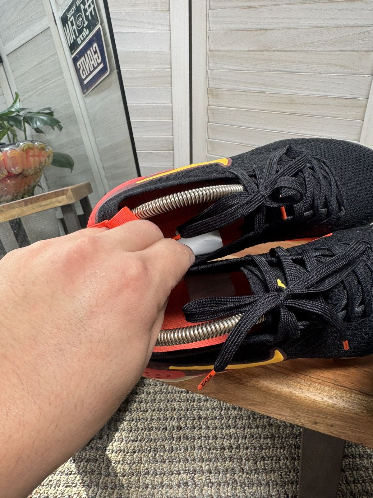 Nike Men’s Casual Nike Vapormax Y2K Size US 11 / EU 44 - 13 Thumbnail