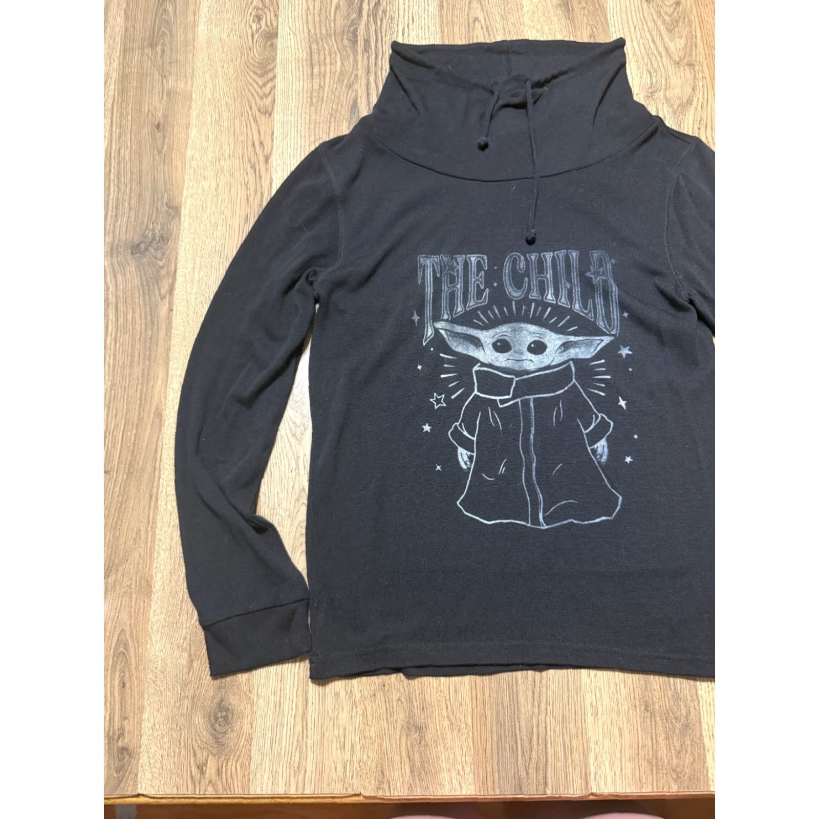 Star Wars VINTAGE Star Wars Shirt Womens Small Long Sleeve Turtleneck Black Yoda "The Child" Size S / US 4 / IT 40 - 3 Thumbnail