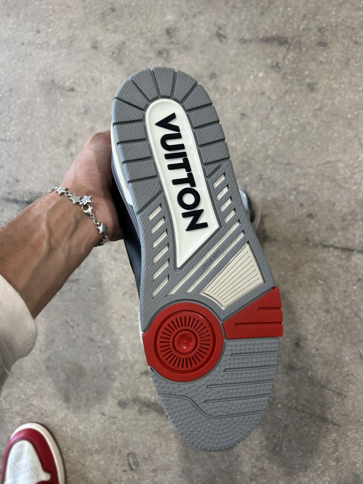 Louis Vuitton OG Louis Vuitton Sneaker Virgil Size US 9 / EU 42 - 5 Thumbnail