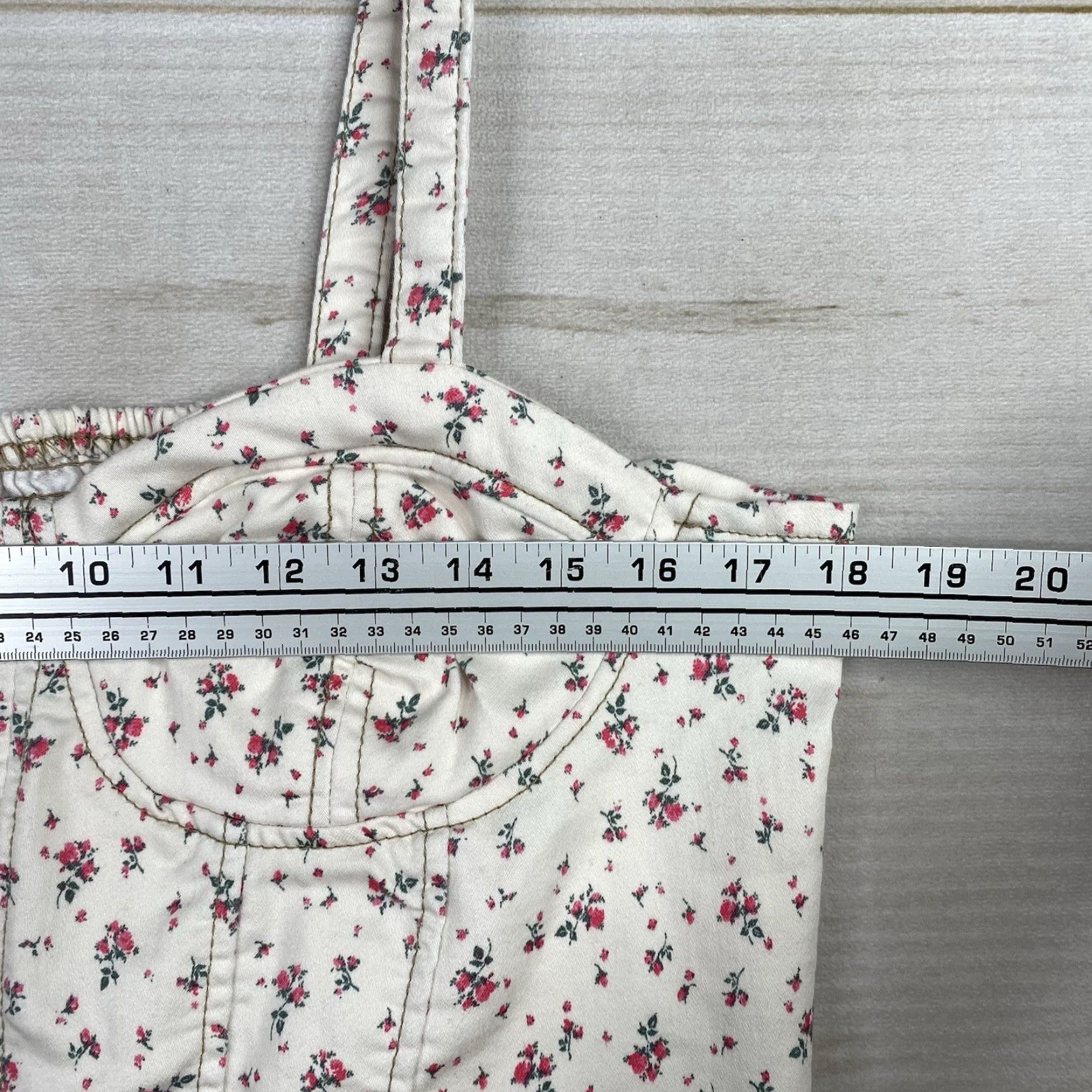 Vintage No Boundaries Tank Juniors XL 15-17 White Floral Spaghetti Strap Cropped Sleeveless Bohemian Y2K Floral Crop Top Womens Size XL / US 12-14 / IT 48-50 - 5 Thumbnail