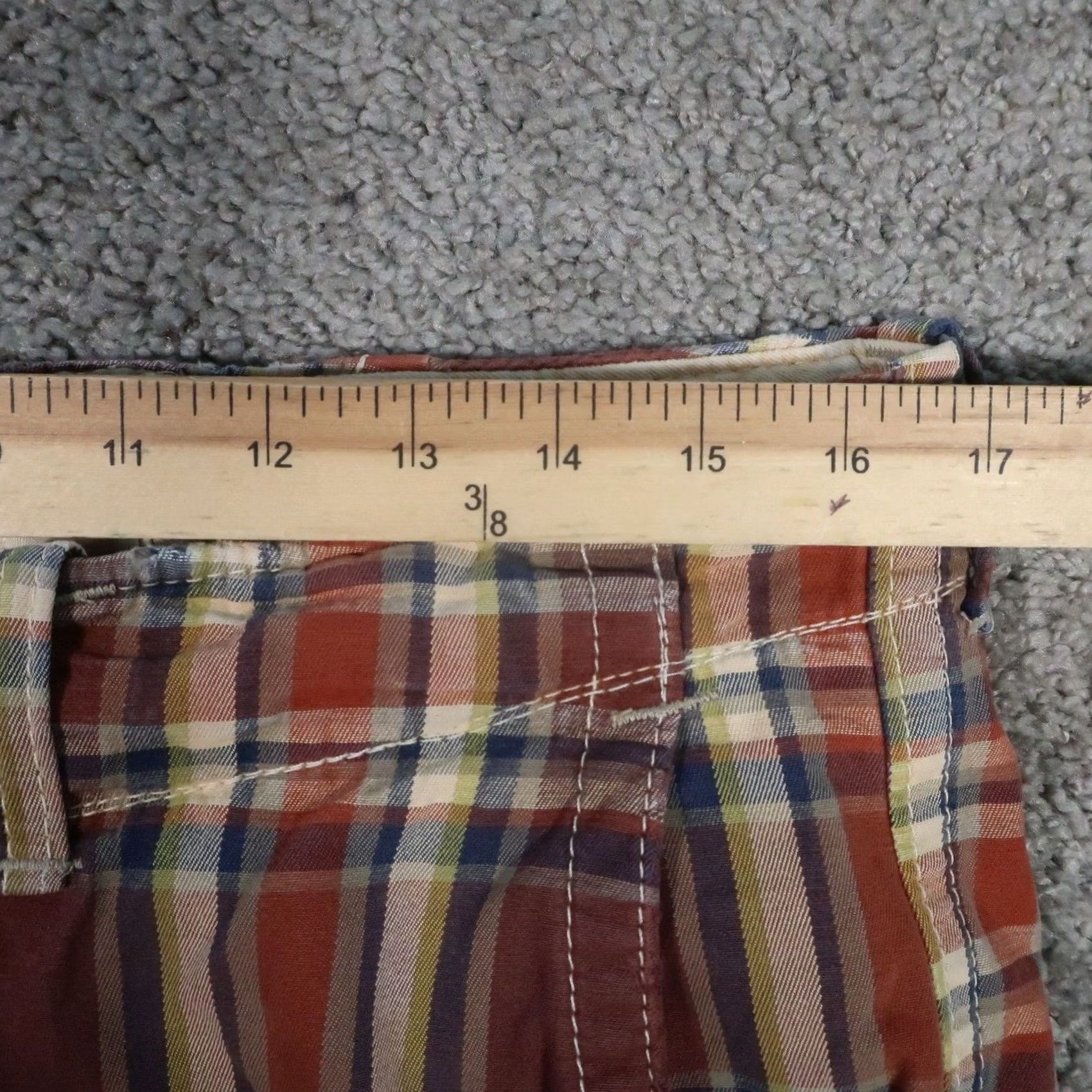 Abercrombie & Fitch VINTAGE Abercrombie & Fitch Chino Shorts Mens 32 Plaid Breathable Cotton 10 Inseam Size US 32 / EU 48 - 3 Thumbnail