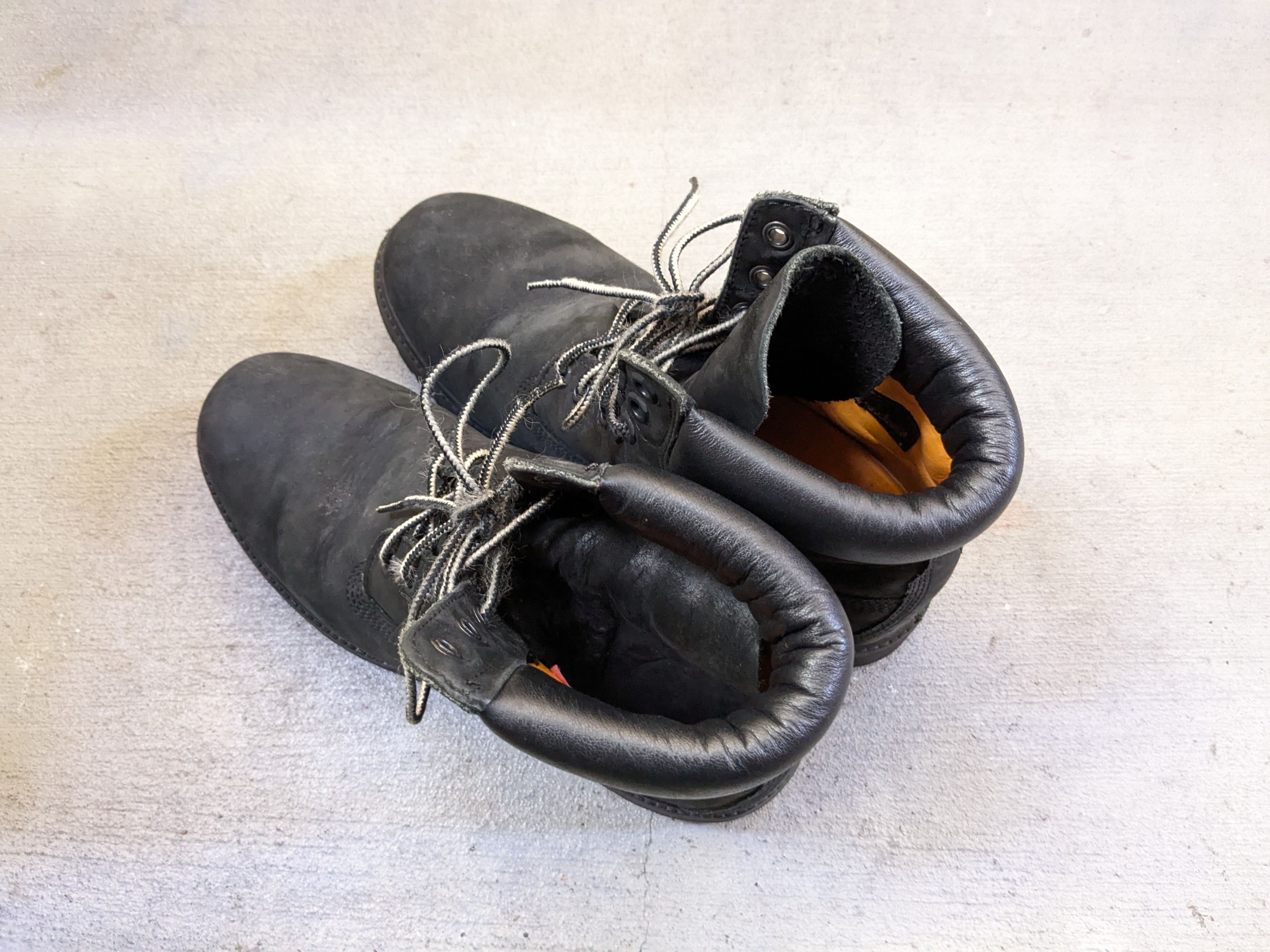 Timberland Timberland Boots Size 9.5 M Black Suede 6" Nubuck Suede Size US 9.5 / EU 42-43 - 10 Thumbnail