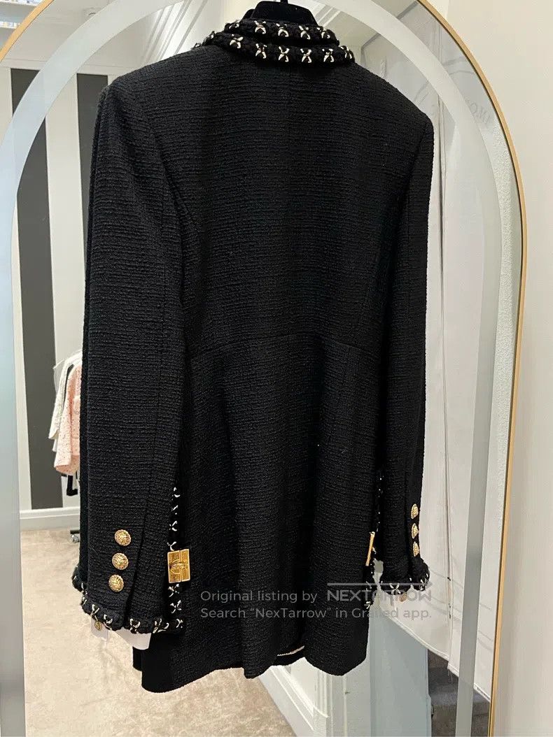 Chanel Chanel 17-year-old metropolitan series black gold waist ja Size XS / US 0-2 / IT 36-38 - 2 Thumbnail