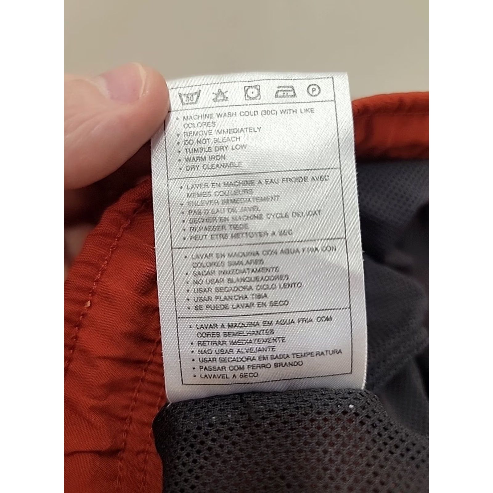 Nike VINTAGE Nike ACG Swim Shorts Trunks Polyester Orange Mens Size Small Size US 29 - 8 Thumbnail