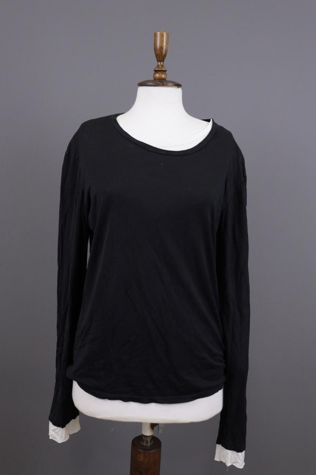Neil Barrett Neil Barrett Black Crew Neck Pullover Sweater Size S Size S / US 4 / IT 40 - 1 Thumbnail