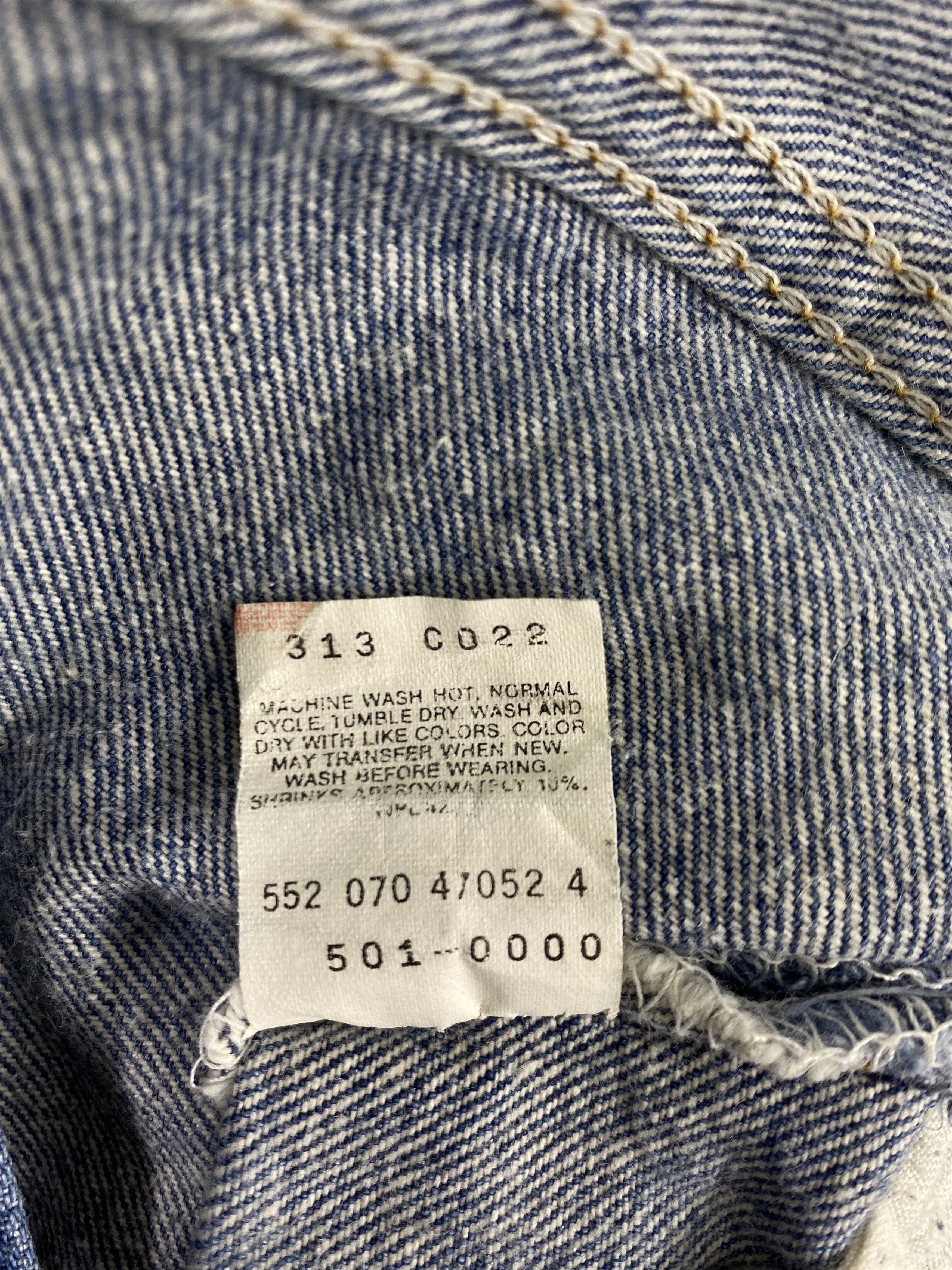 Levi's Distressed Vintage Levi's 501 Short Denim Jeans 33x12-JN3530 Size US 33 - 8 Thumbnail