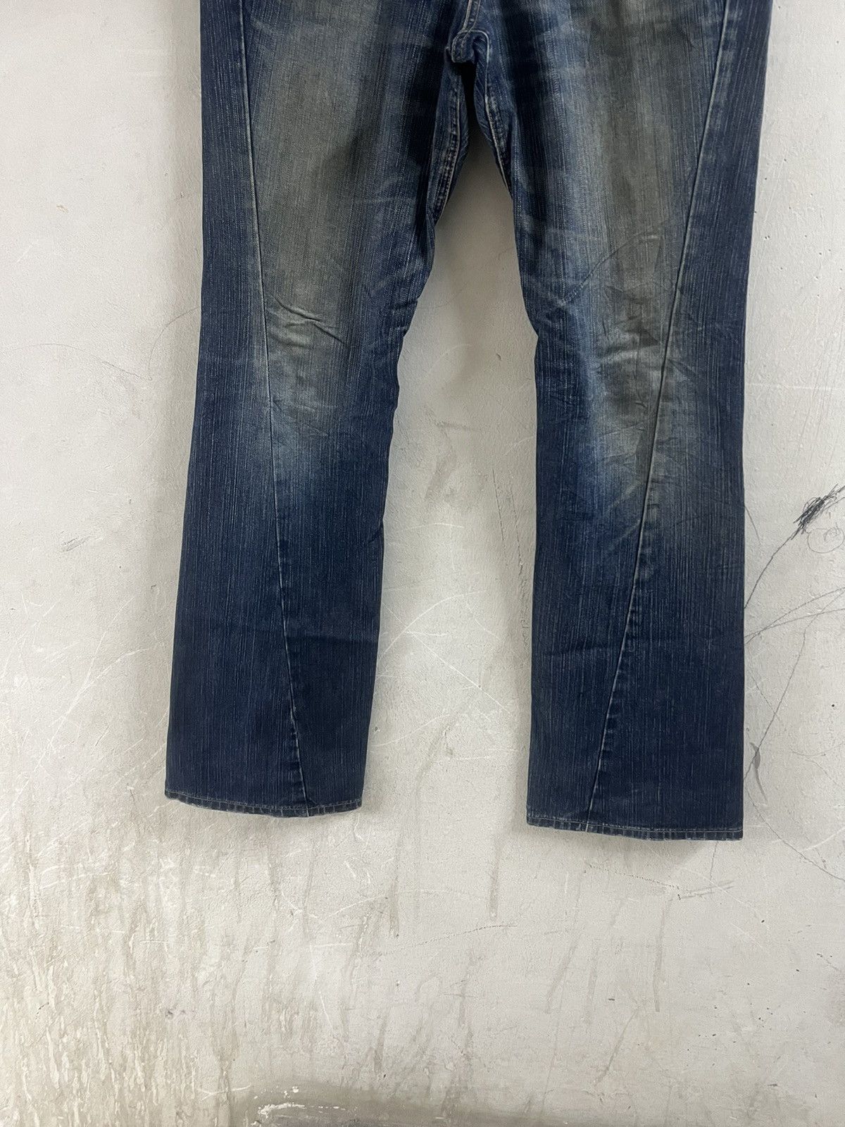 Japanese Brand × Vintage FLARED🔥VINTAGE LEE DISTRESSED DENIM TWIST PANT Size US 35 - 7 Thumbnail