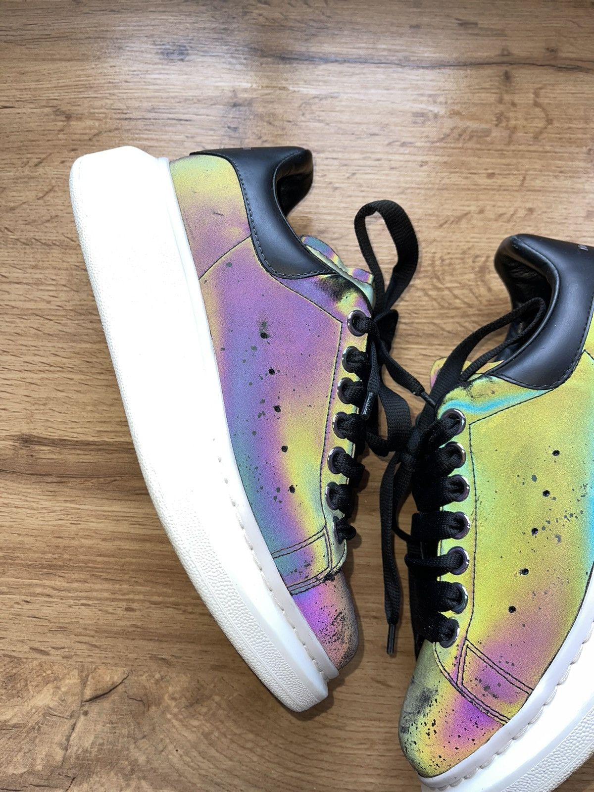 Alexander McQueen Alexander McQueen Iridescent Sneakers Beetle Black chameleon Size US 6 / IT 36 - 6 Thumbnail