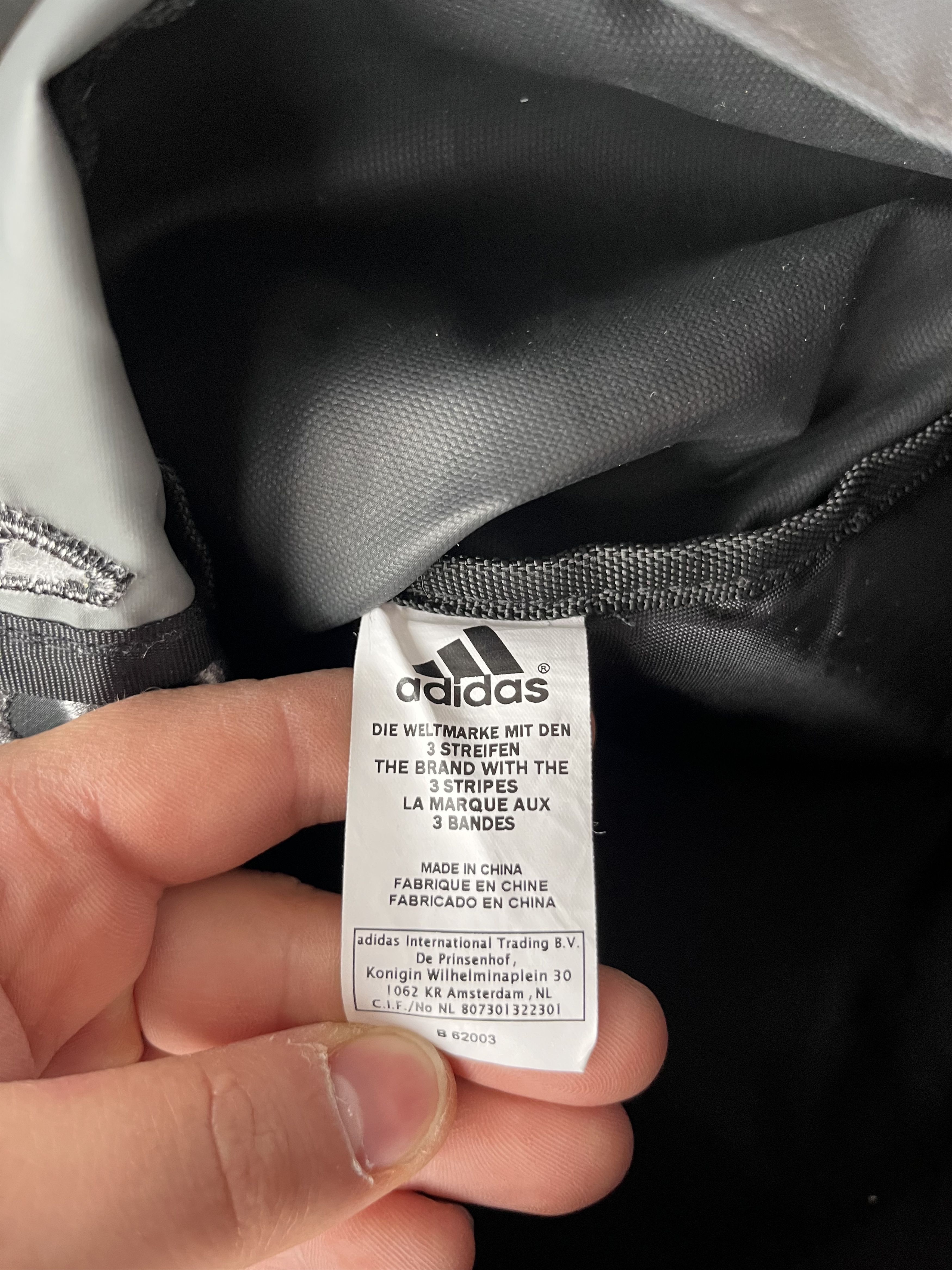 Adidas Vintage Slim Bag Adidas Y2K Style Streetwear Size ONE SIZE - 7 Thumbnail