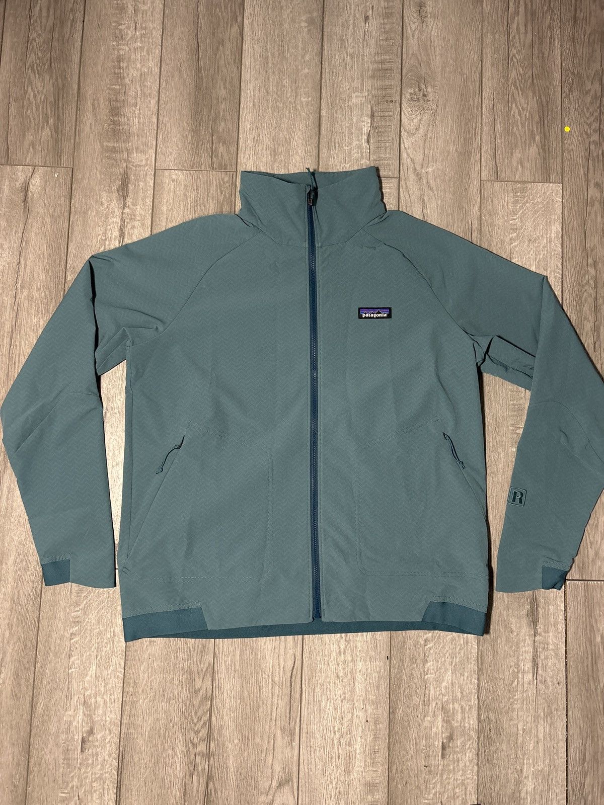 Patagonia Patagonia Crossstrata R1 Size M / US 6-8 / IT 42-44 - 2 Thumbnail