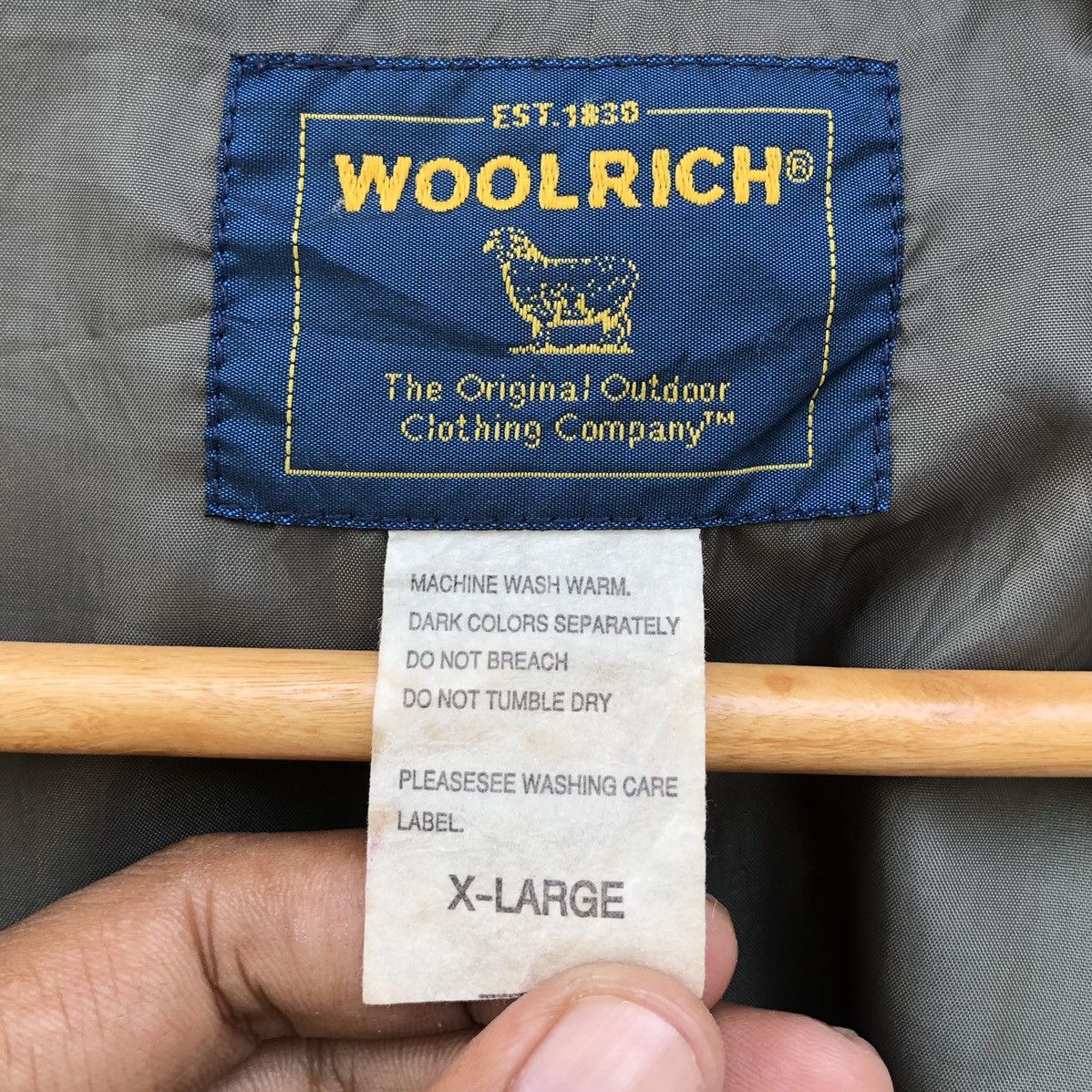 Vintage Vintage Woolrich Distressed Warm Cotton Zipper Jacket Size US XL / EU 56 / 4 - 16 Thumbnail
