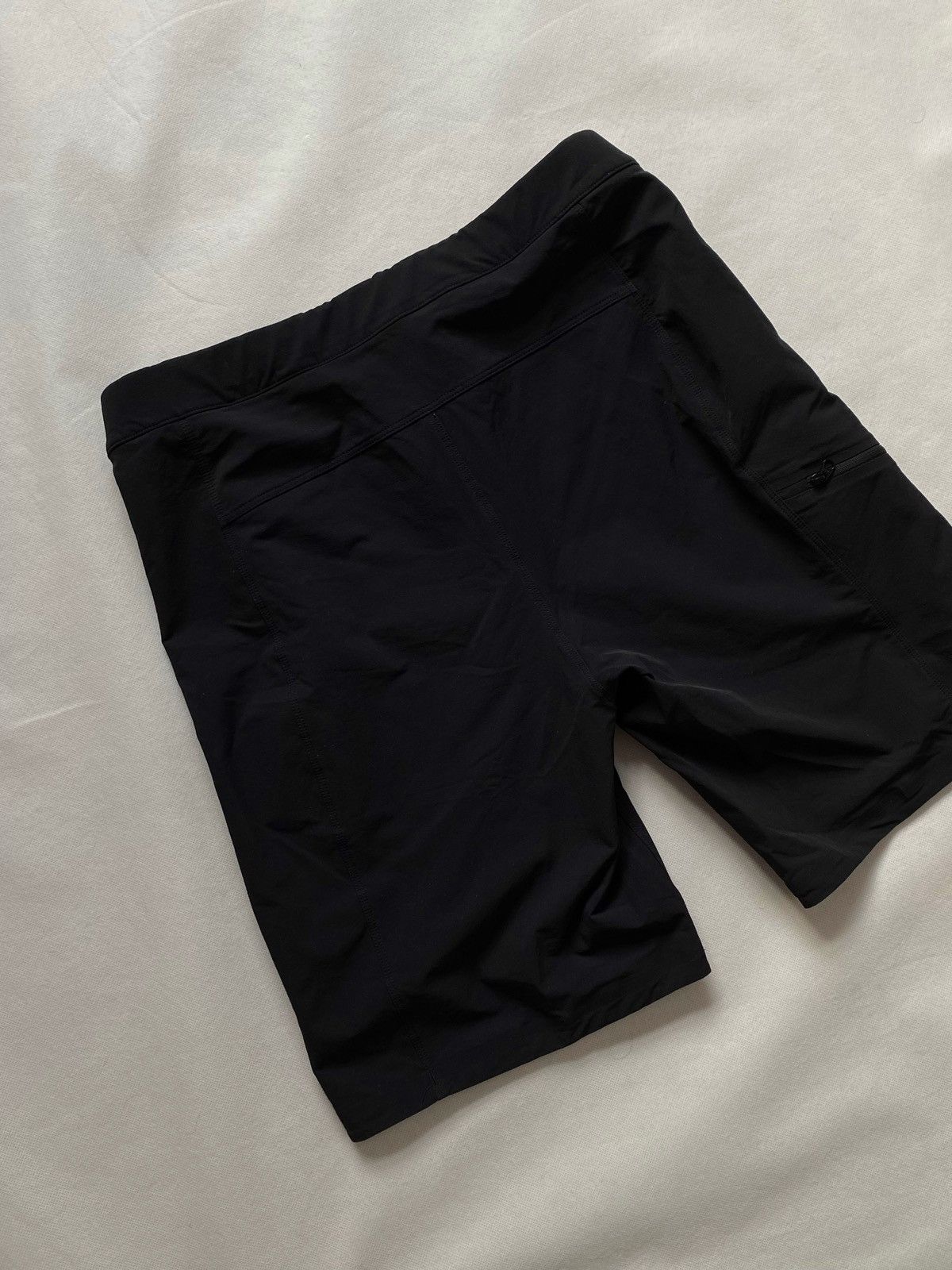 Arc'teryx Arc’teryx Black Gamma LT Shorts Women’s Size 27" / US 4 / IT 40 - 8 Thumbnail