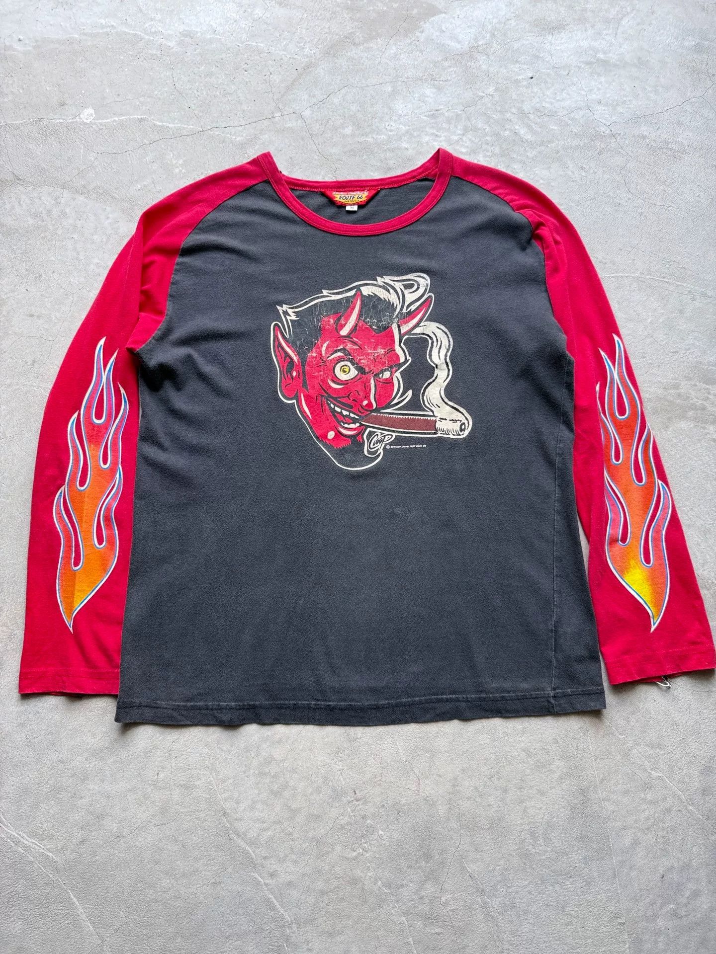 Vintage Vintage 90s Devil Flame Long Sleeve Tee Size US M / EU 48-50 / 2 - 1 Thumbnail