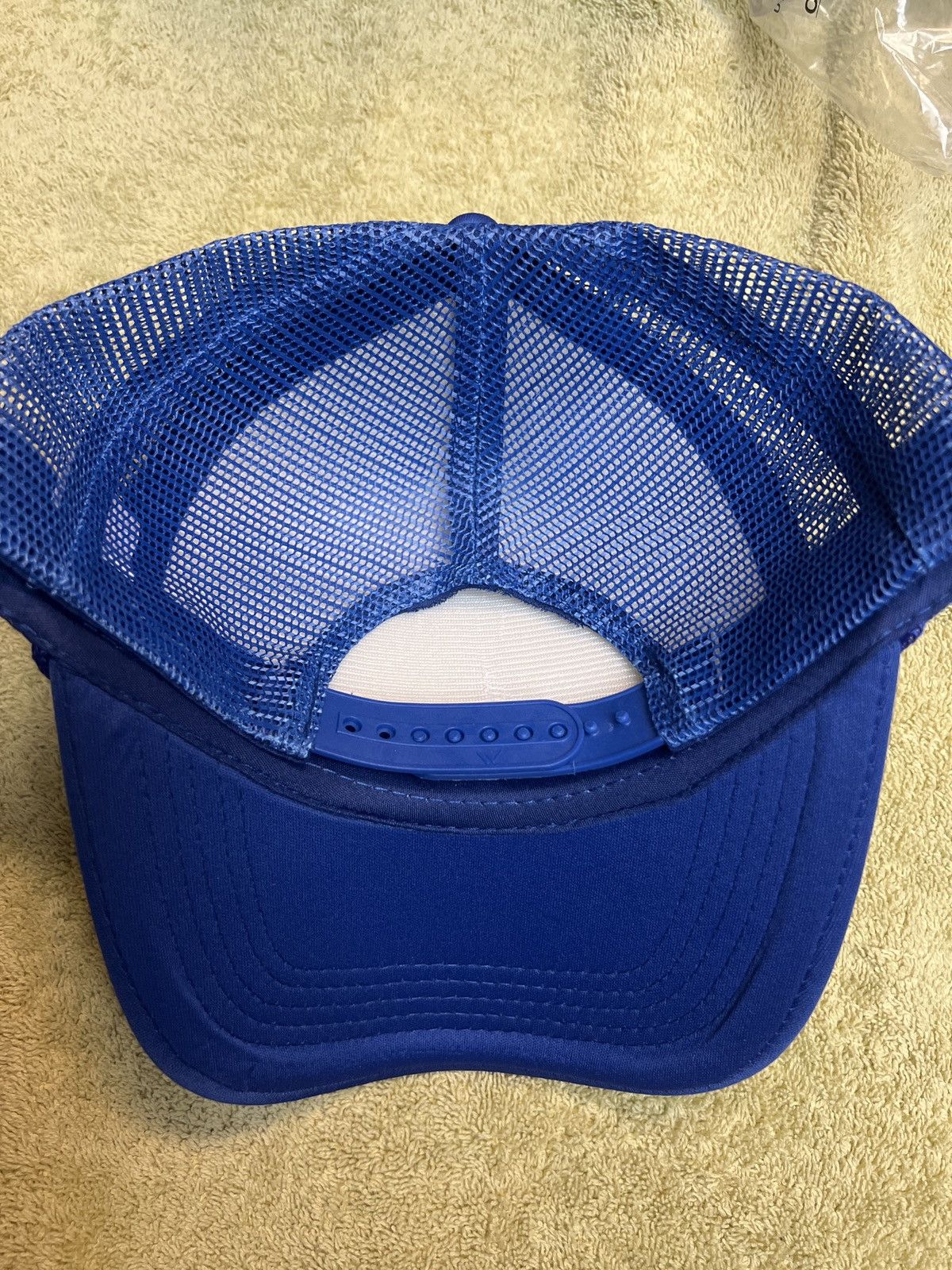 Vandy The Pink Vandy the Pink X Stranger Things SnapBack Blue Size ONE SIZE - 3 Thumbnail