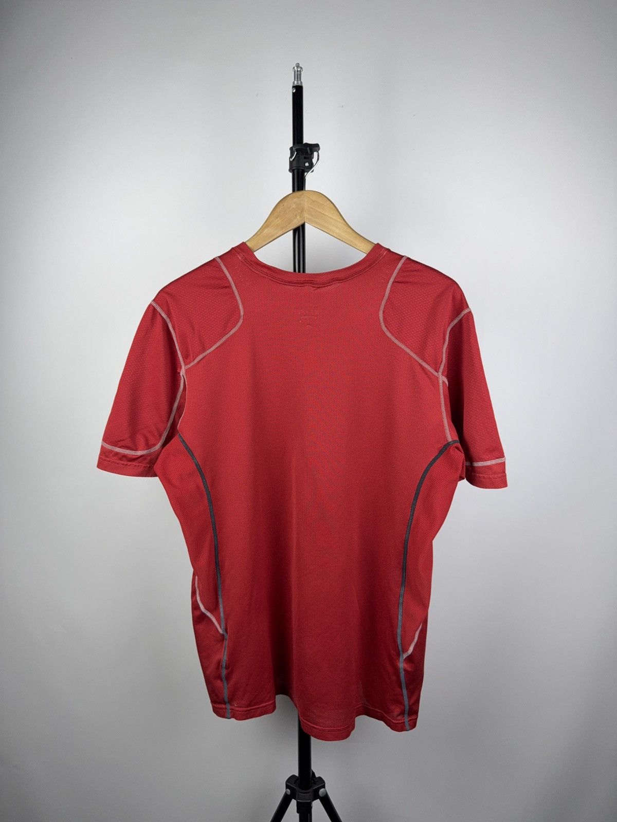 Nike × Vintage 90s Nike Swoosh Vintage Y2K Retro Tn ACG Air Tee T-Shirt Size US L / EU 52-54 / 3 - 6 Thumbnail
