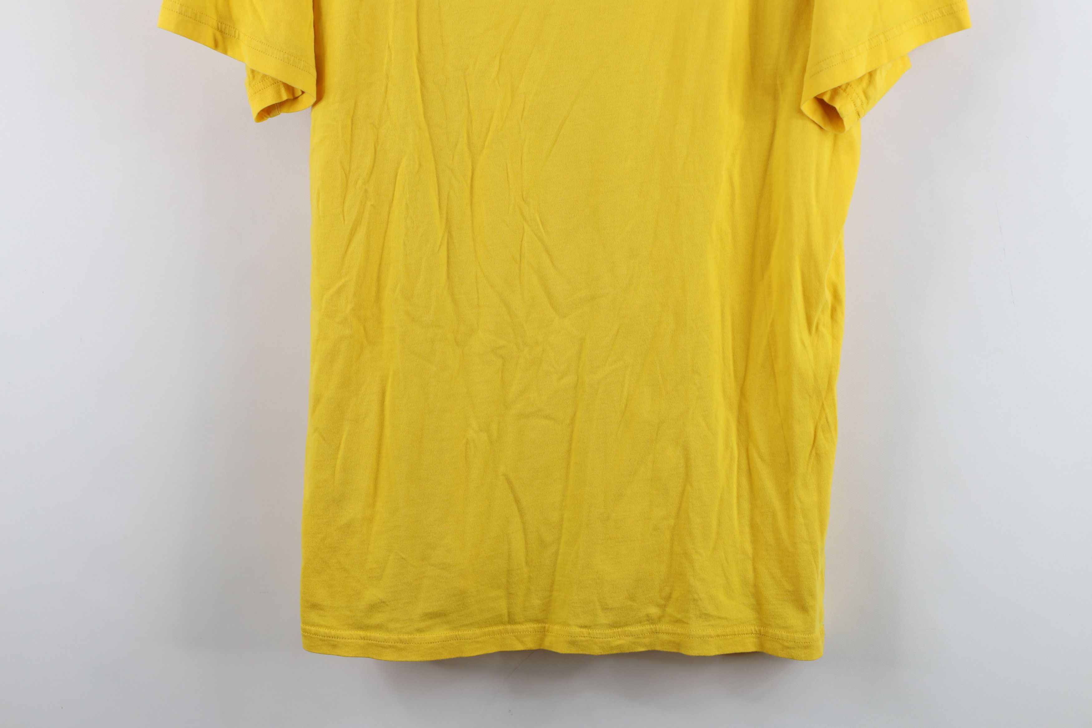 Nike Vintage Nike Livestrong Lance Armstrong Swoosh T-Shirt Size US L / EU 52-54 / 3 - 3 Thumbnail
