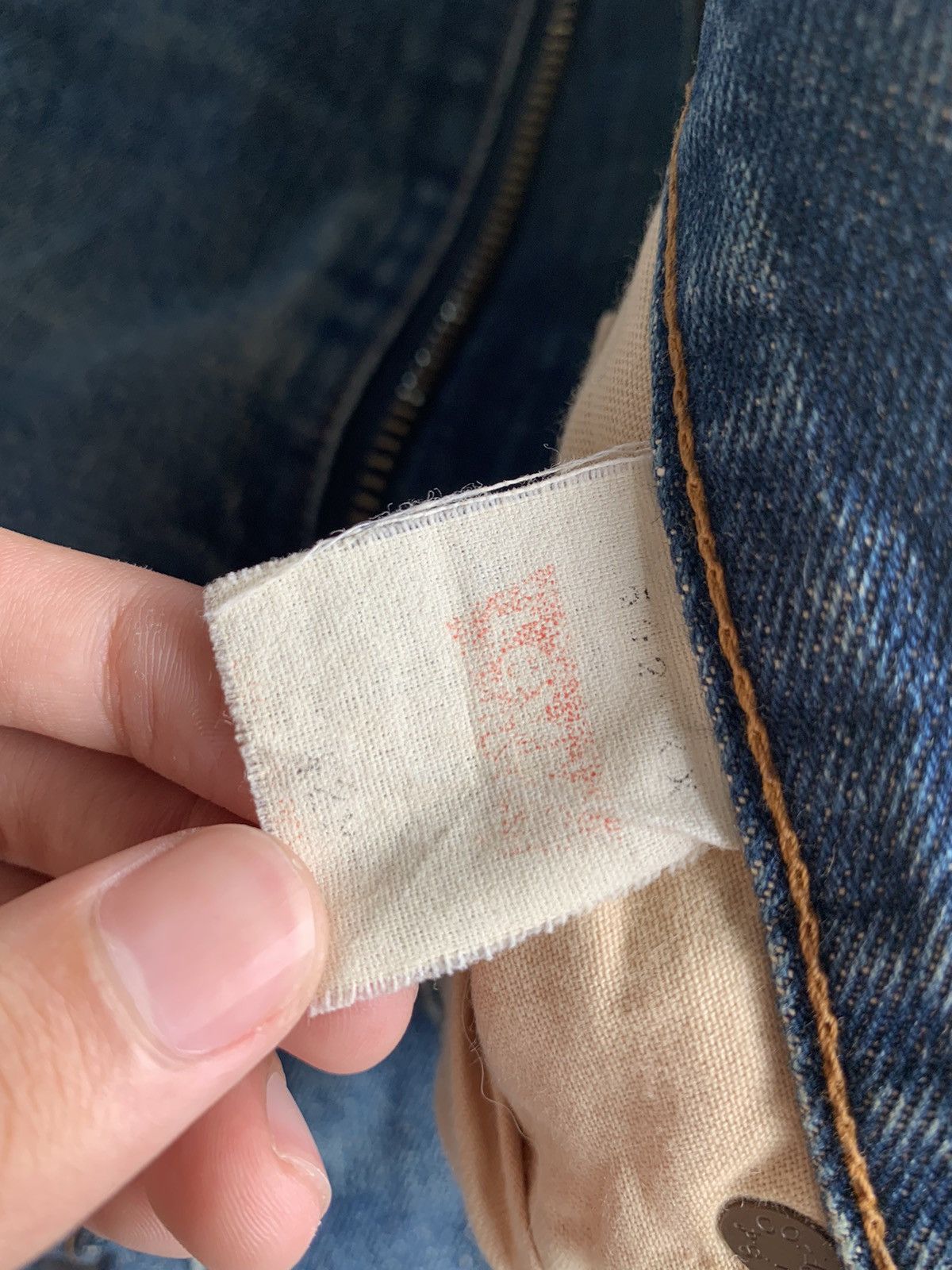 Levi's VINTAGE LEVIS BIG E SELVEDGE 502 XX DISTRESSED DENIM Size US 27 - 16 Thumbnail