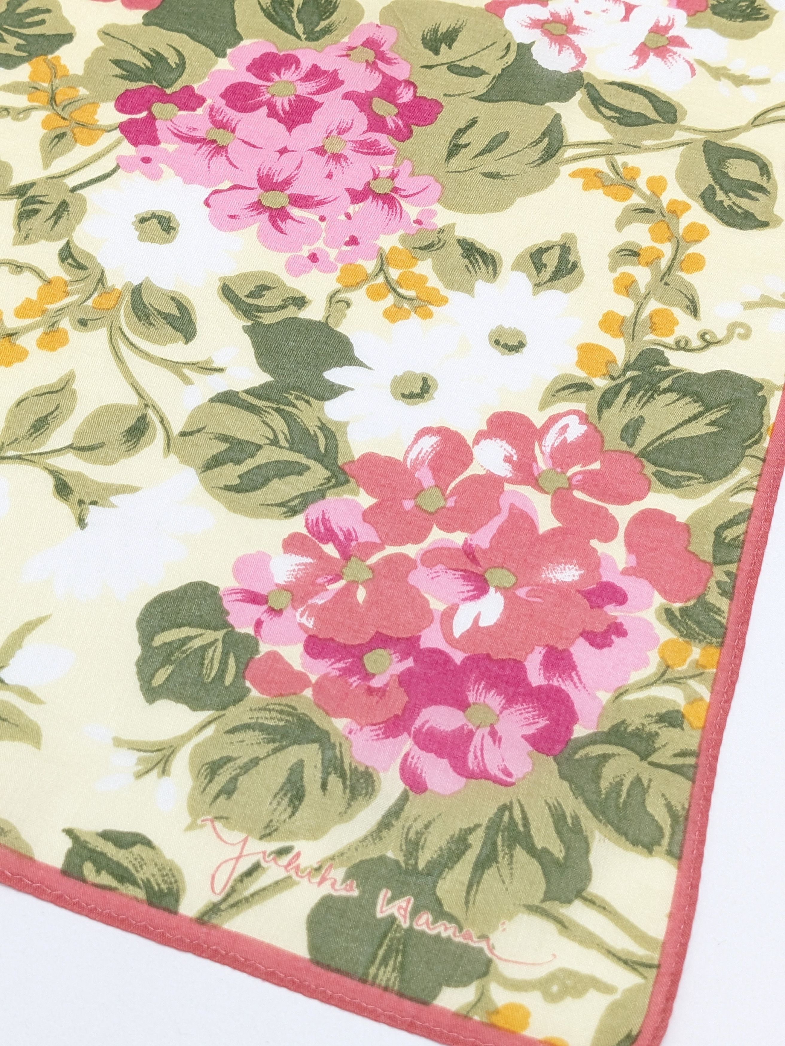 Japanese Brand Yukiko Hanai Designer Pink & White Floral Hydrangea Size ONE SIZE - 2 Thumbnail