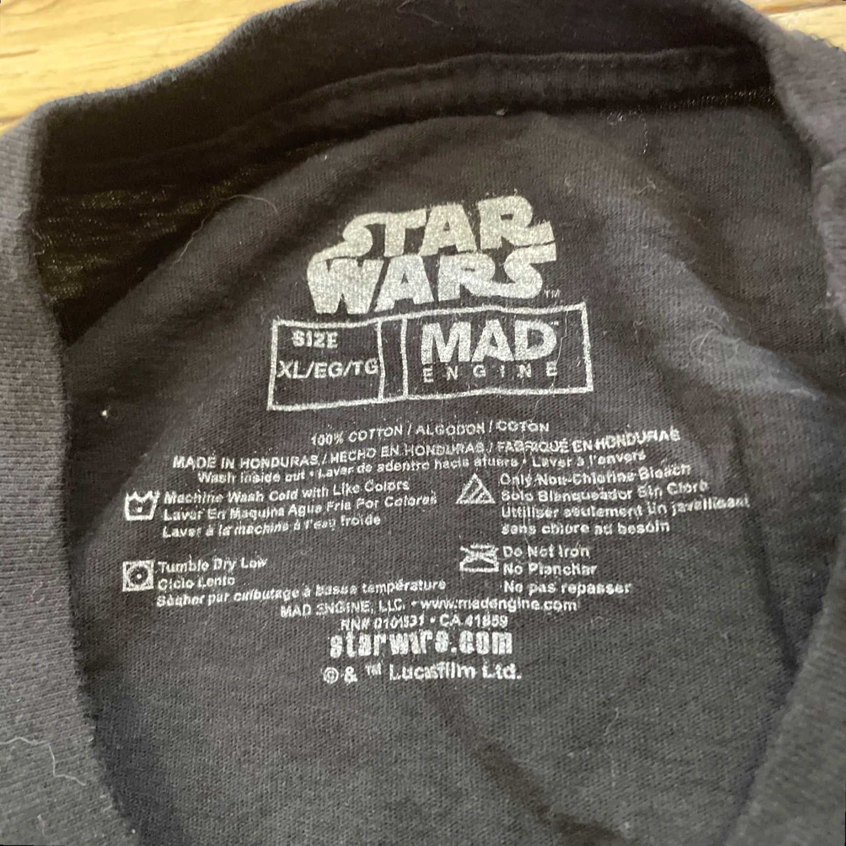 Mad Engine STAR WARS MAD ENGINE Shirt Men XL Black Darth Vader Graphic Starry Night VanGogh Size US XL / EU 56 / 4 - 6 Thumbnail