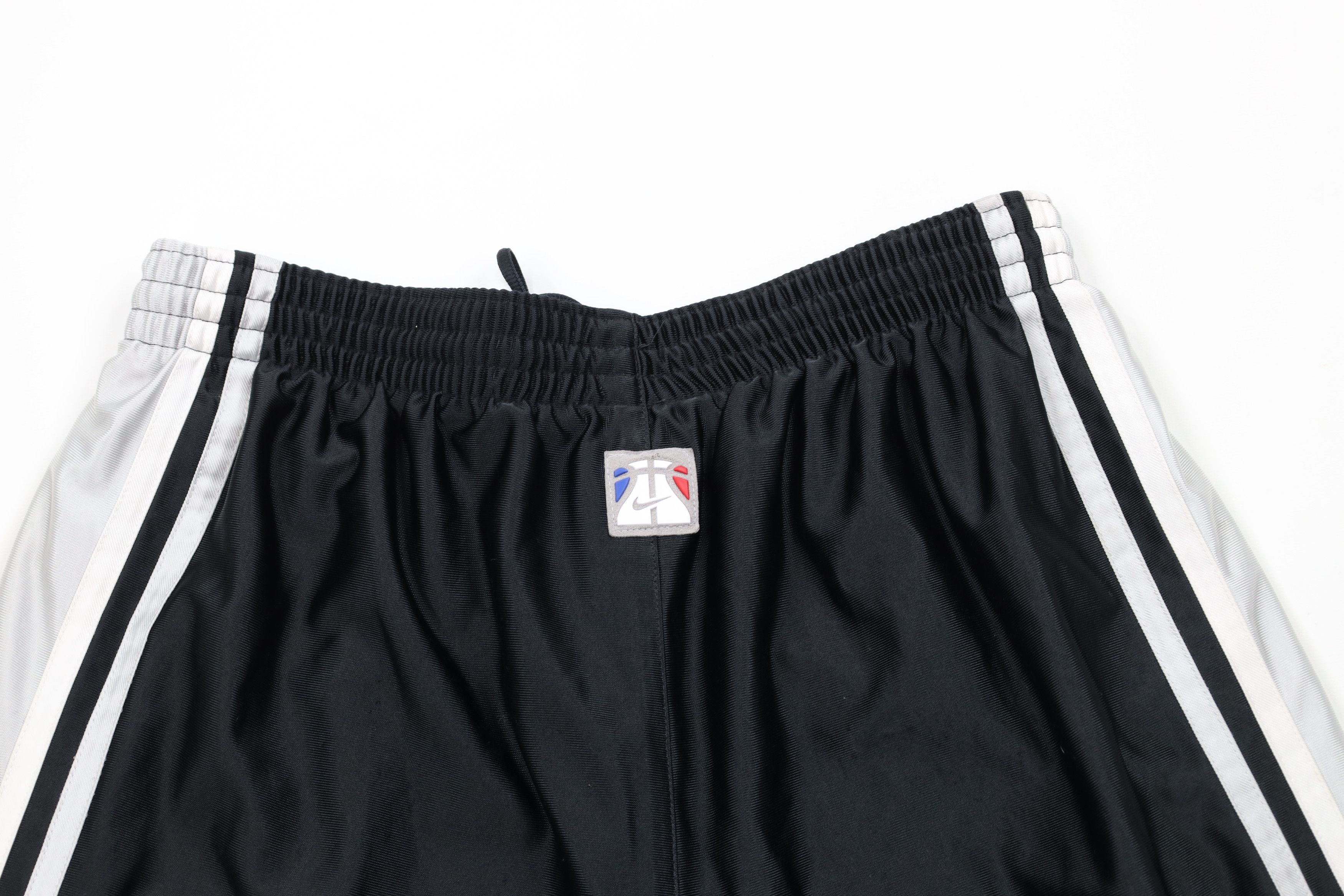 Nike × Vintage Vintage Nike Scott Mini Swoosh Heavy Basketball Shorts Size US 36 / EU 52 - 12 Thumbnail