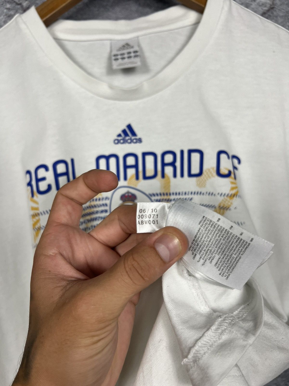 Adidas Vintage 2010 Adidas Real Madrid Cotton T-shirt Size Xl Size US XL / EU 56 / 4 - 8 Thumbnail