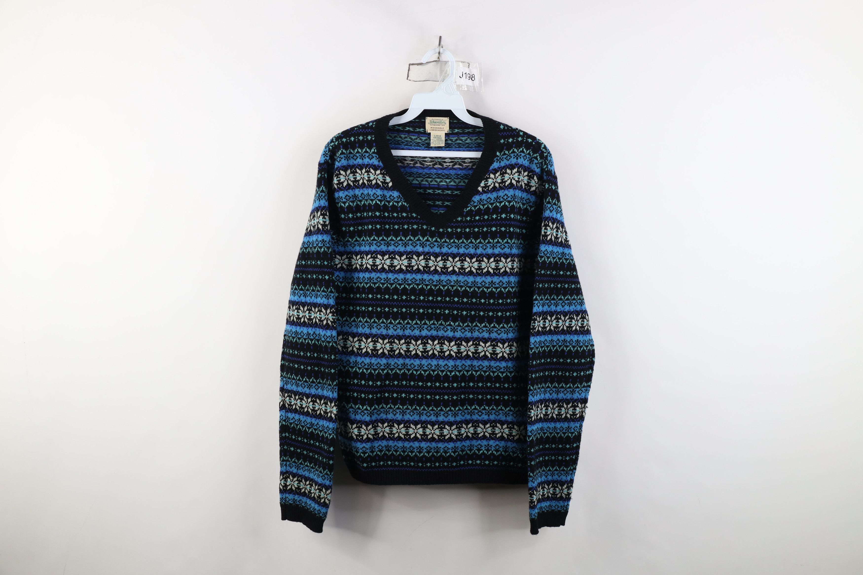 Vintage Vintage 90s Streetwear Knit Fair Isle V-Neck Sweater Size L / US 10 / IT 46 - 1 Thumbnail