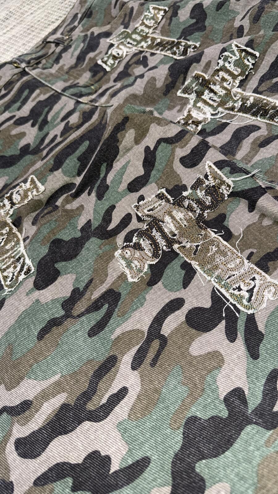 Bottega Desires Bottega Desires Camo Holy Grail Denim Pants Size US 38 / EU 54 - 2 Thumbnail