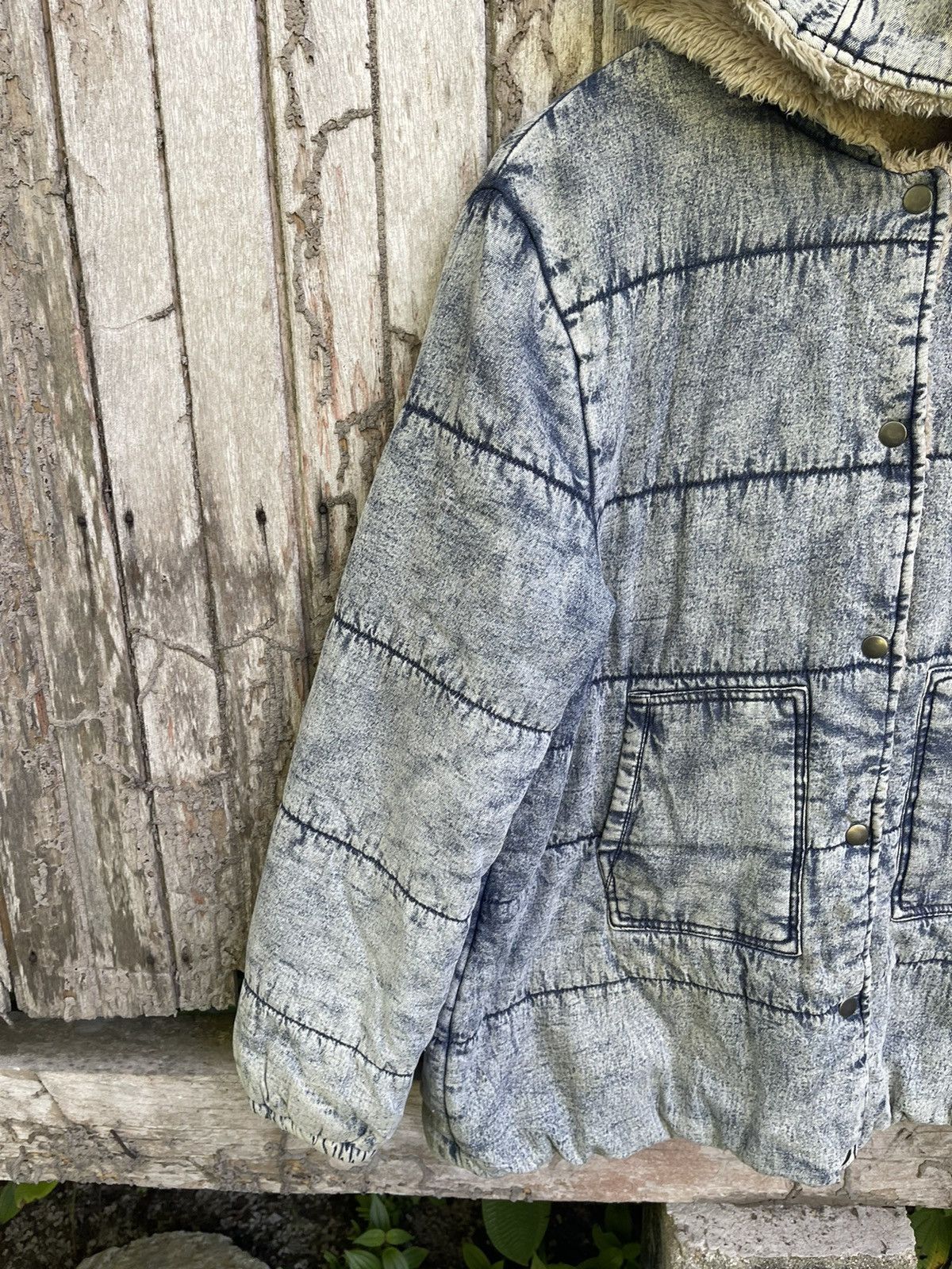 Designer ANAP Sherpa-Lined Acid Wash Denim Jacket Size US M / EU 48-50 / 2 - 4 Thumbnail