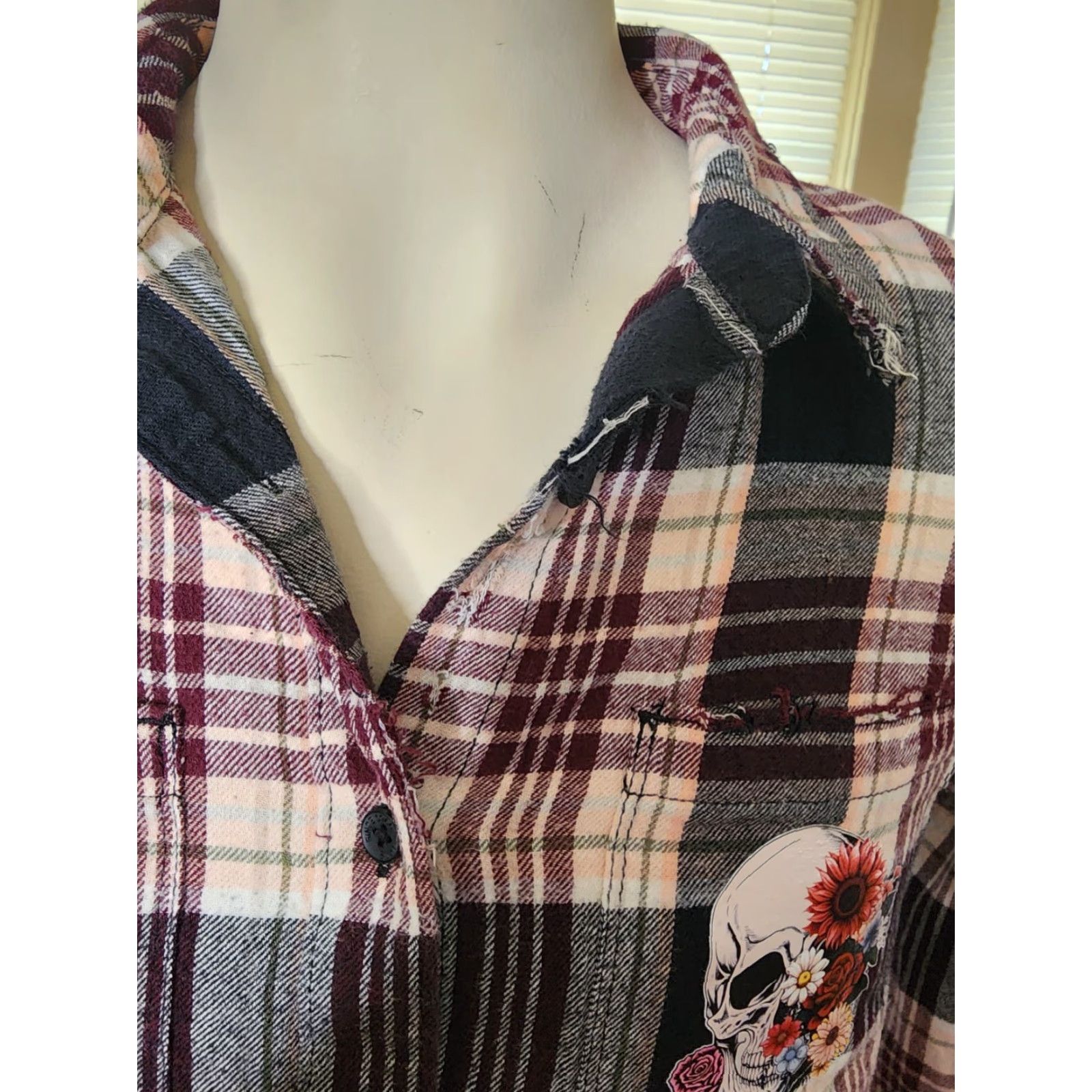 Vans VANS Womens M Upcycled Flannel Shirt Pink Plaid Casual Long Sleeve Button-Up Fall Winter Women Size M / US 6-8 / IT 42-44 - 3 Thumbnail