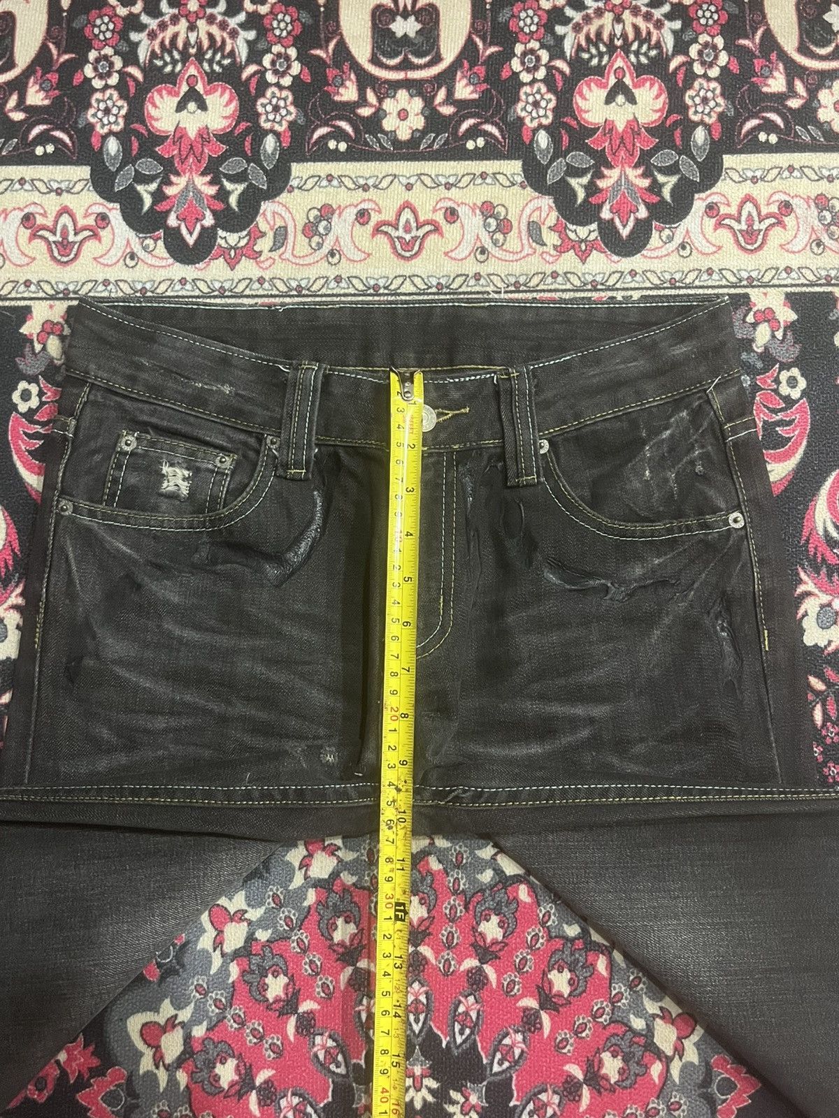 Le Grande Bleu (L.G.B.) Japan Solberry Dark Washed Graffiti Pocket Whisker Jeans Size US 29 - 15 Thumbnail