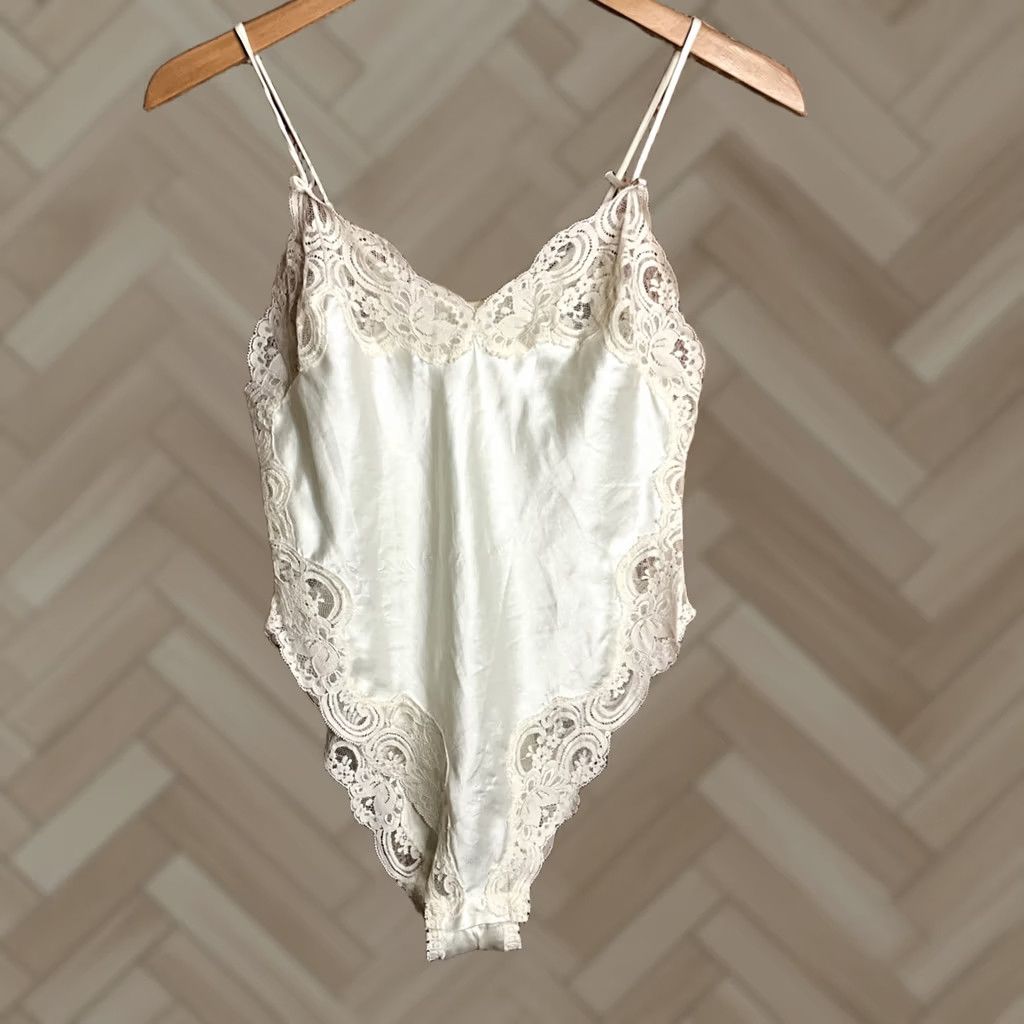 Victoria's Secret VINTAGE Victoria’s Secret Bodysuit Satin Lace Ivory Small S United States Union Made Womens Bodysuit Size S / US 4 / IT 40 - 1 Thumbnail