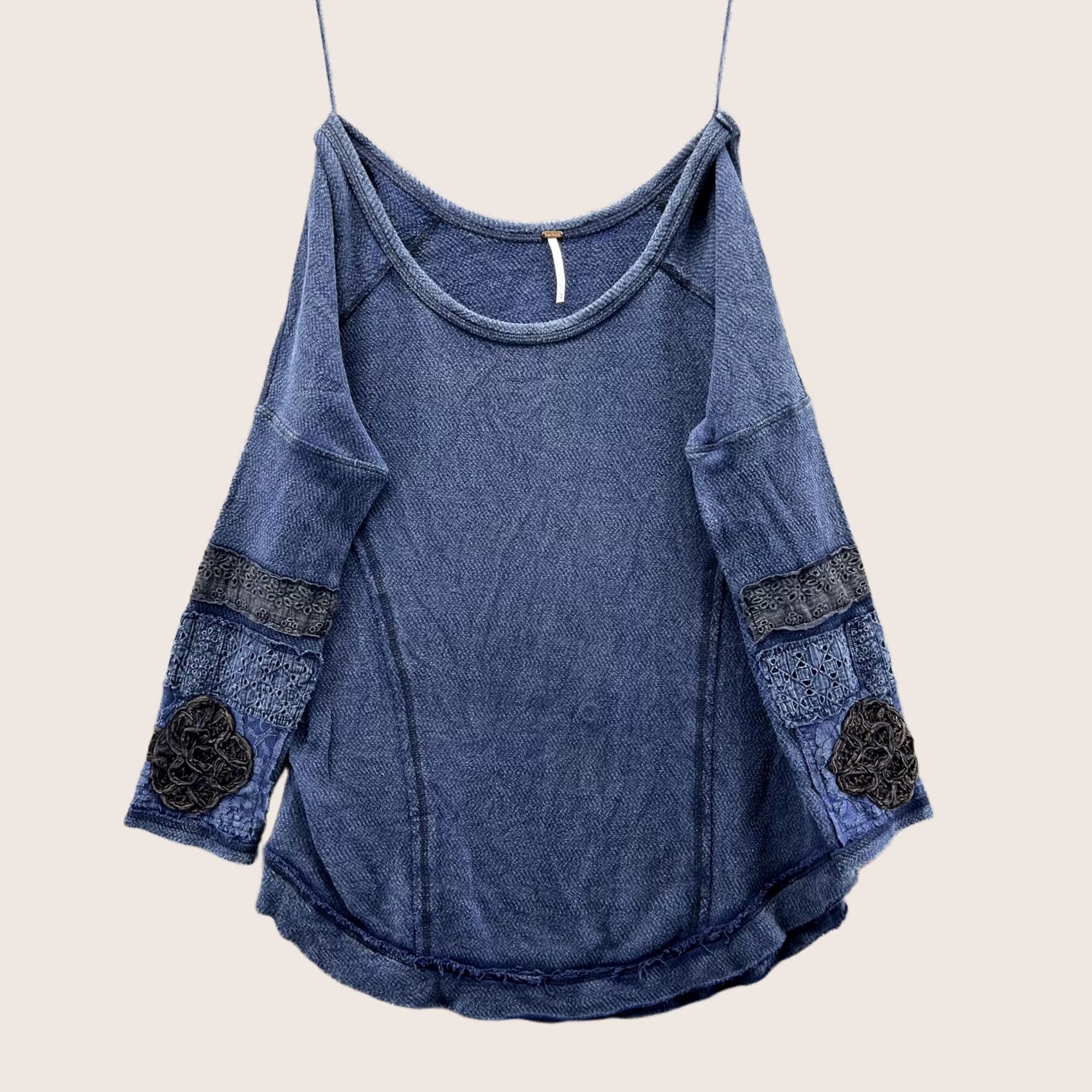 Free People Free People Shirt Womens Medium Blue Crochet Lace 3/4 Sleeve Scoop Neck Top Size M / US 6-8 / IT 42-44 - 1 Thumbnail