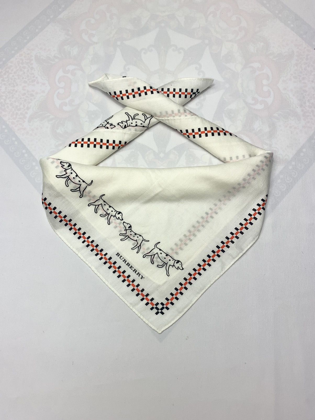 Burberry Burberry Handkerchief / Neckerchief / Bandana Size ONE SIZE - 7 Thumbnail