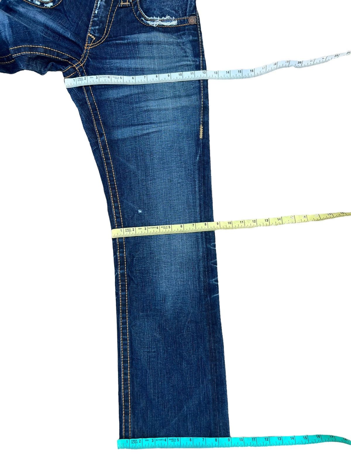 True Religion Vintage 2000s True Religion Usa Rips Distressed Denim Jeans Size US 29 - 4 Thumbnail