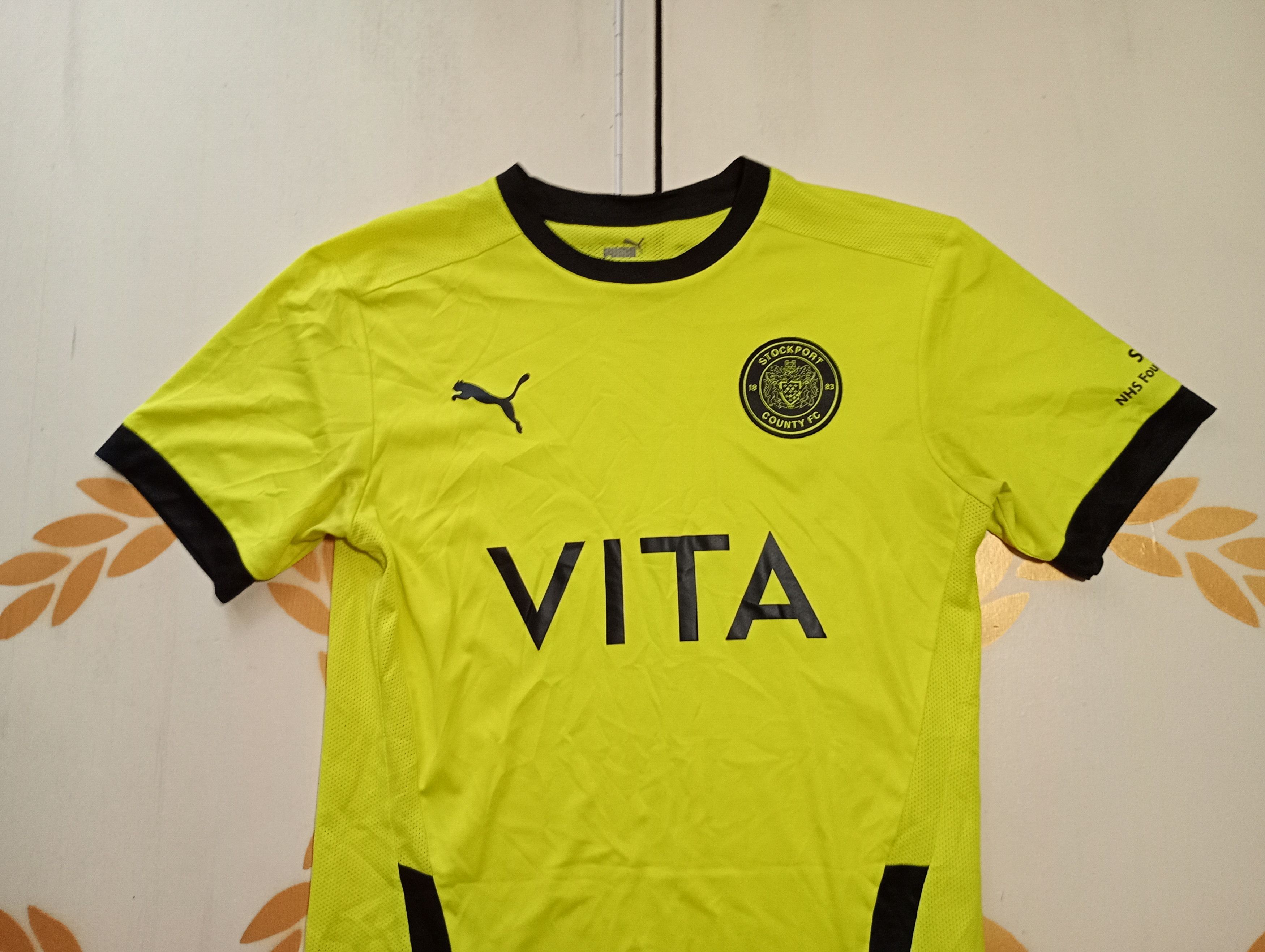 Puma Puma Stockport County FC Jersey 2020-2021 Size US M / EU 48-50 / 2 - 4 Thumbnail