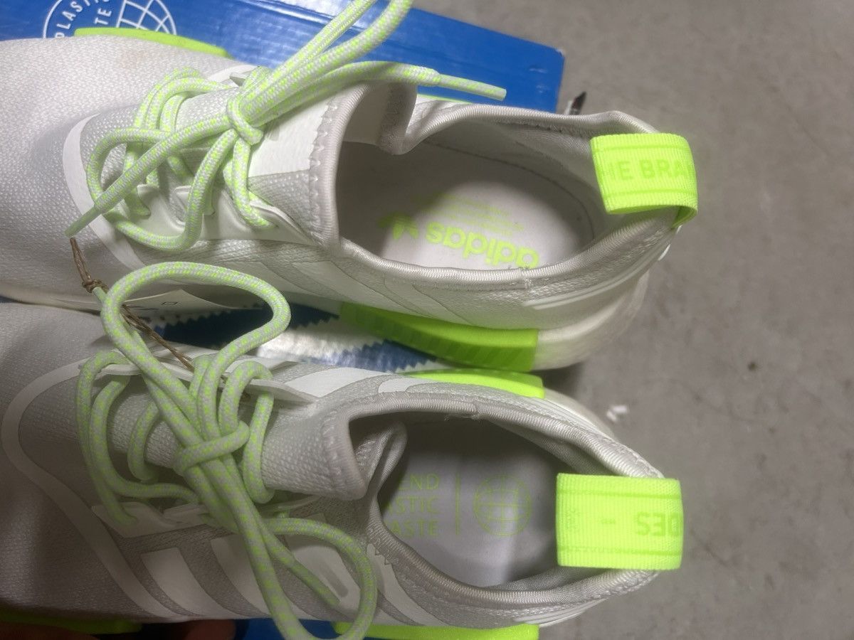 Adidas NMD _ R1 Adidas Size US 9.5 / EU 42-43 - 5 Thumbnail