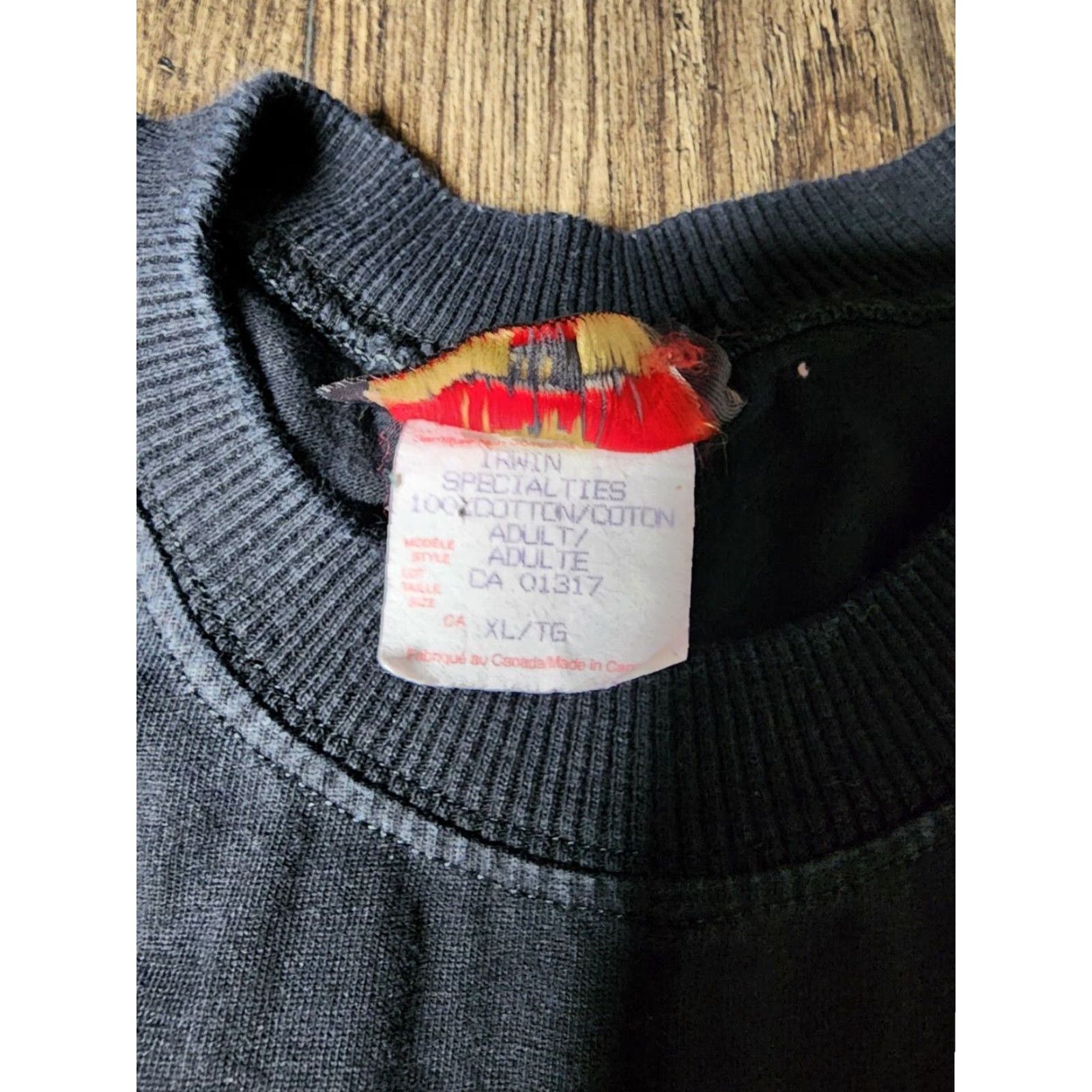 Vintage Vintage Mens XL Embroidered Niagara Falls Canada Single Stitch T Shirt Size US XL / EU 56 / 4 - 7 Thumbnail