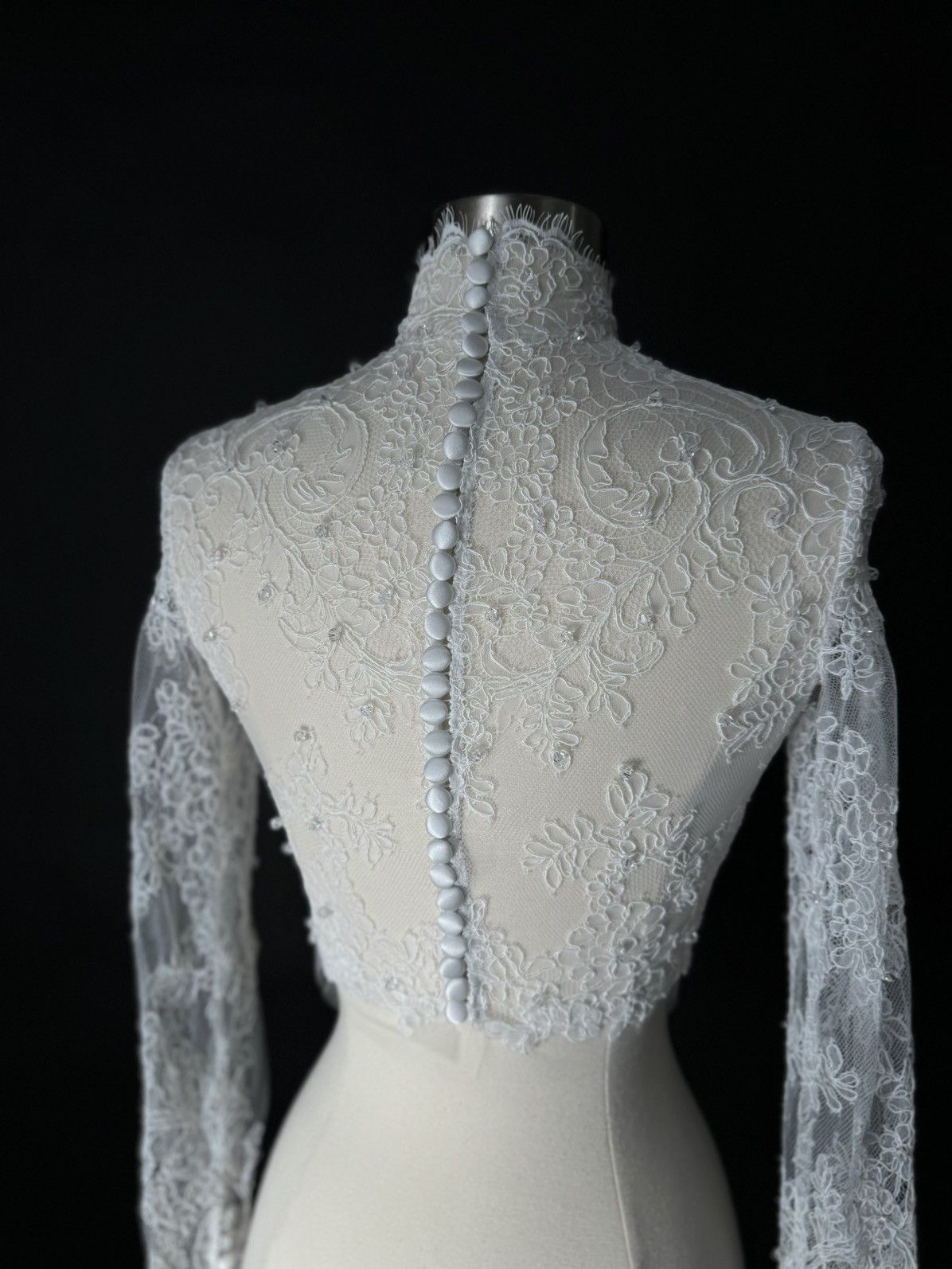 Other US 0 Crystal Embellished Lace Anna Augusta Bridal Cape Size XS / US 0-2 / IT 36-38 - 5 Thumbnail