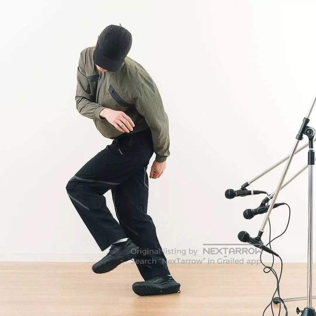JiyongKim jeongli zelta black outdoor pants. Size US 36 / EU 52 - 5 Thumbnail