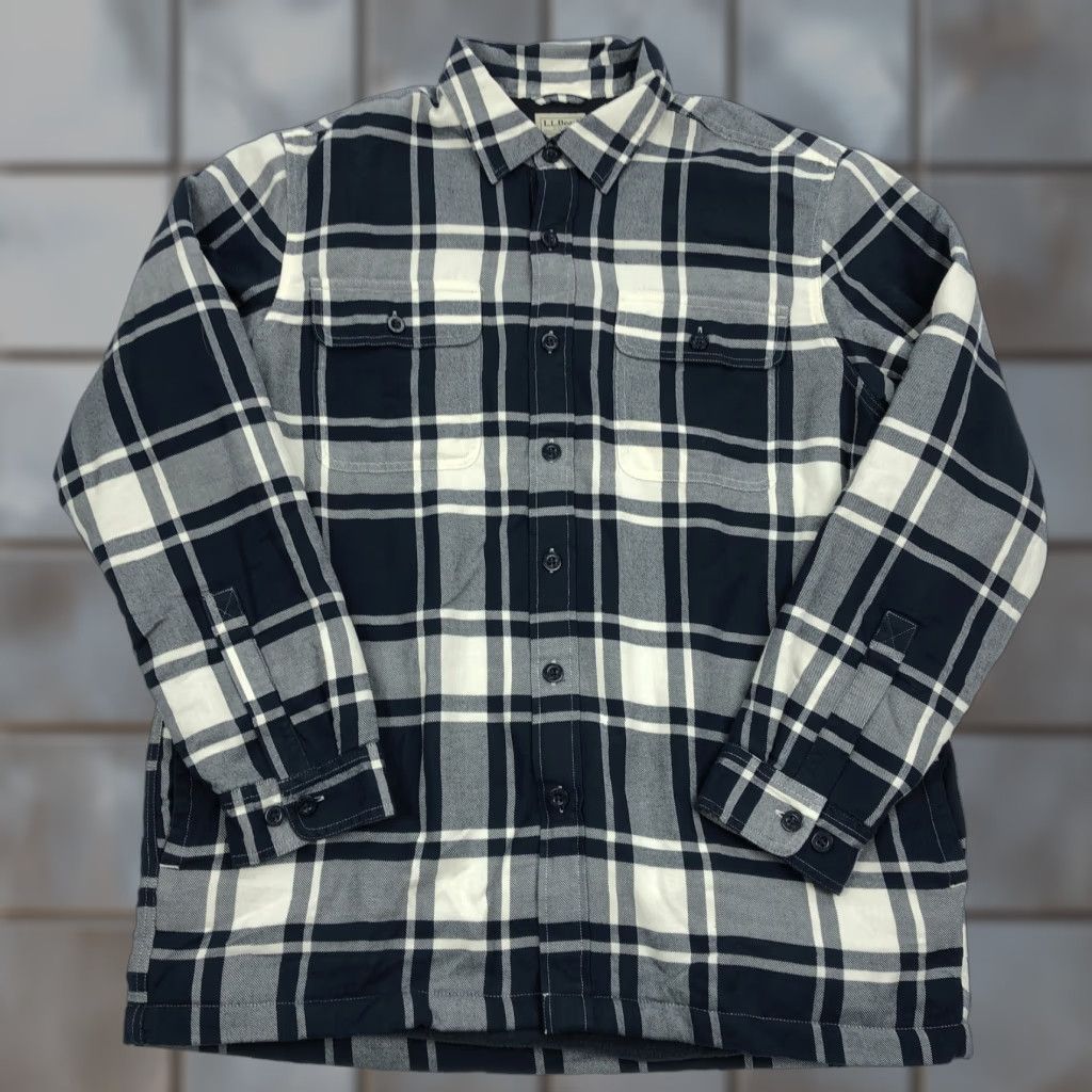 Vintage L.L.Bean Men's L-REG Traditional Fit Flannel Lined Shirt Jacket Plaid Navy Cream Shirt Jacket Size US L / EU 52-54 / 3 - 1 Thumbnail