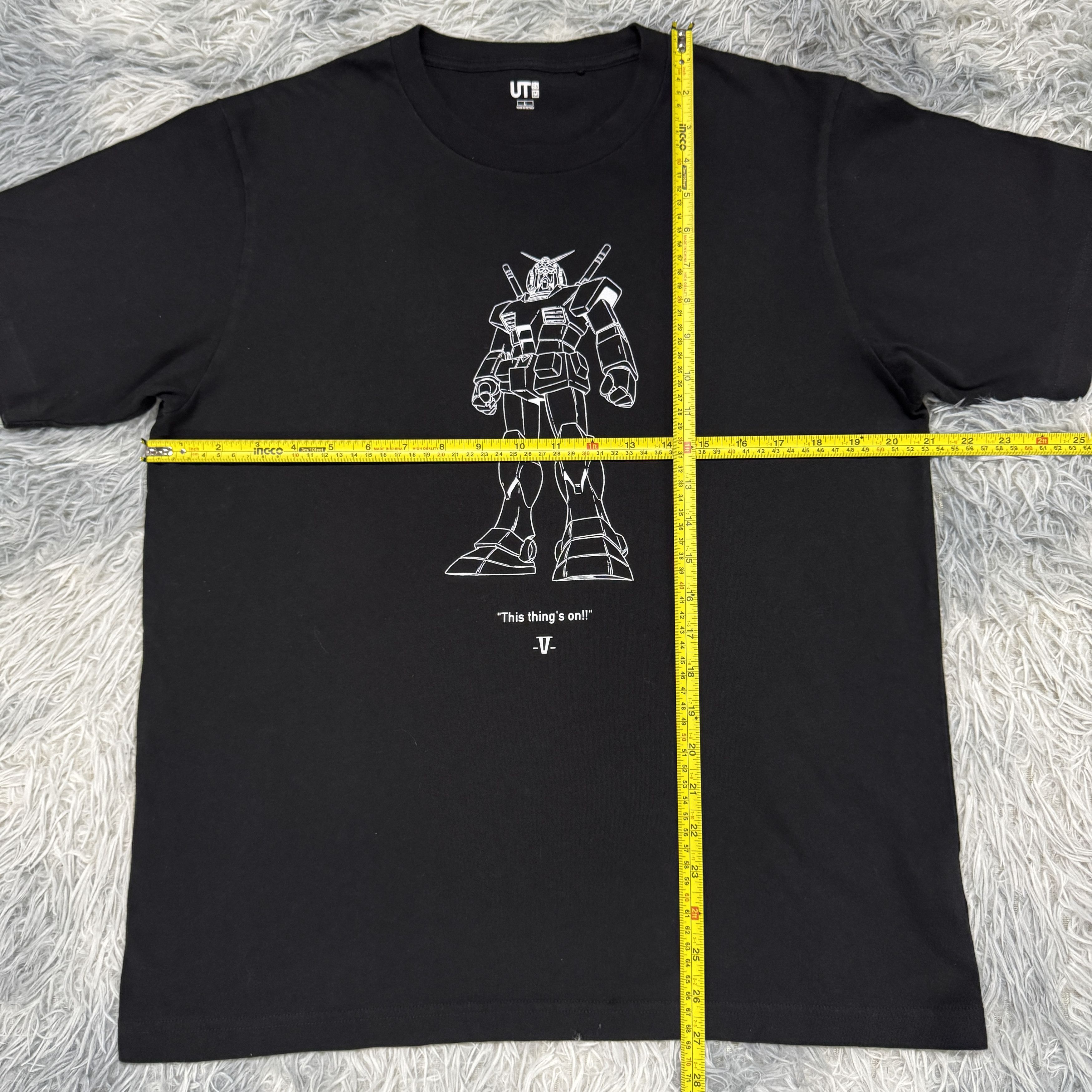 Anime Uniqlo Mobile Suit Gundam Series Tshirt Size US L / EU 52-54 / 3 - 5 Thumbnail