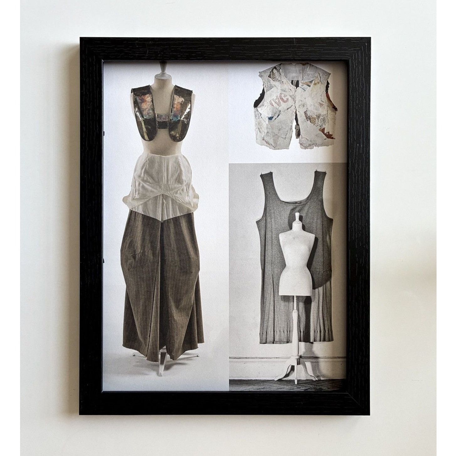 Japanese Brand × Maison Margiela × Vintage Maison Margiela Archive Fashion runway photo framed 9x12 Size ONE SIZE - 1 Thumbnail