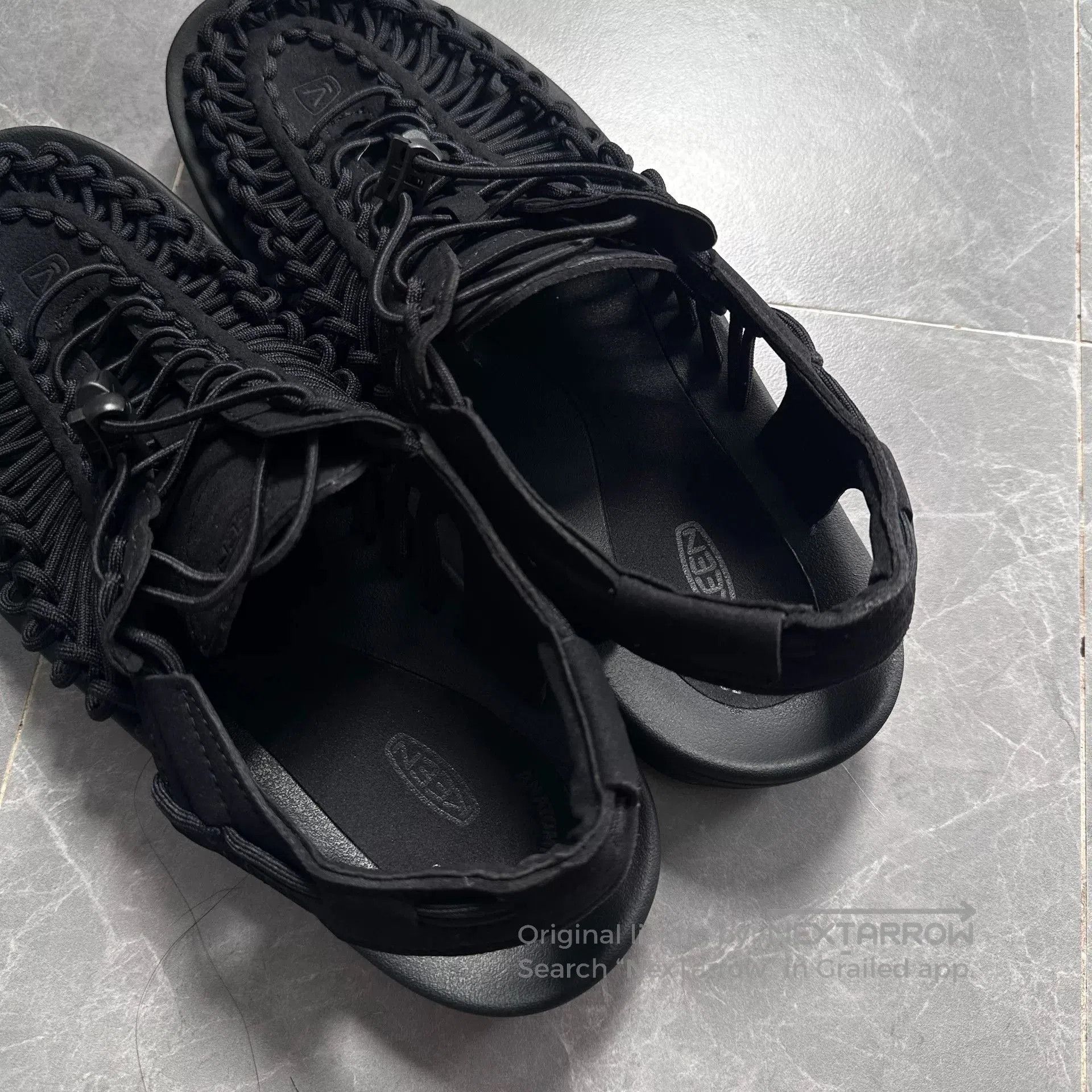 KEEN KEEN UNEEK Black Water Sandal. Size US 10 / EU 43 - 3 Thumbnail