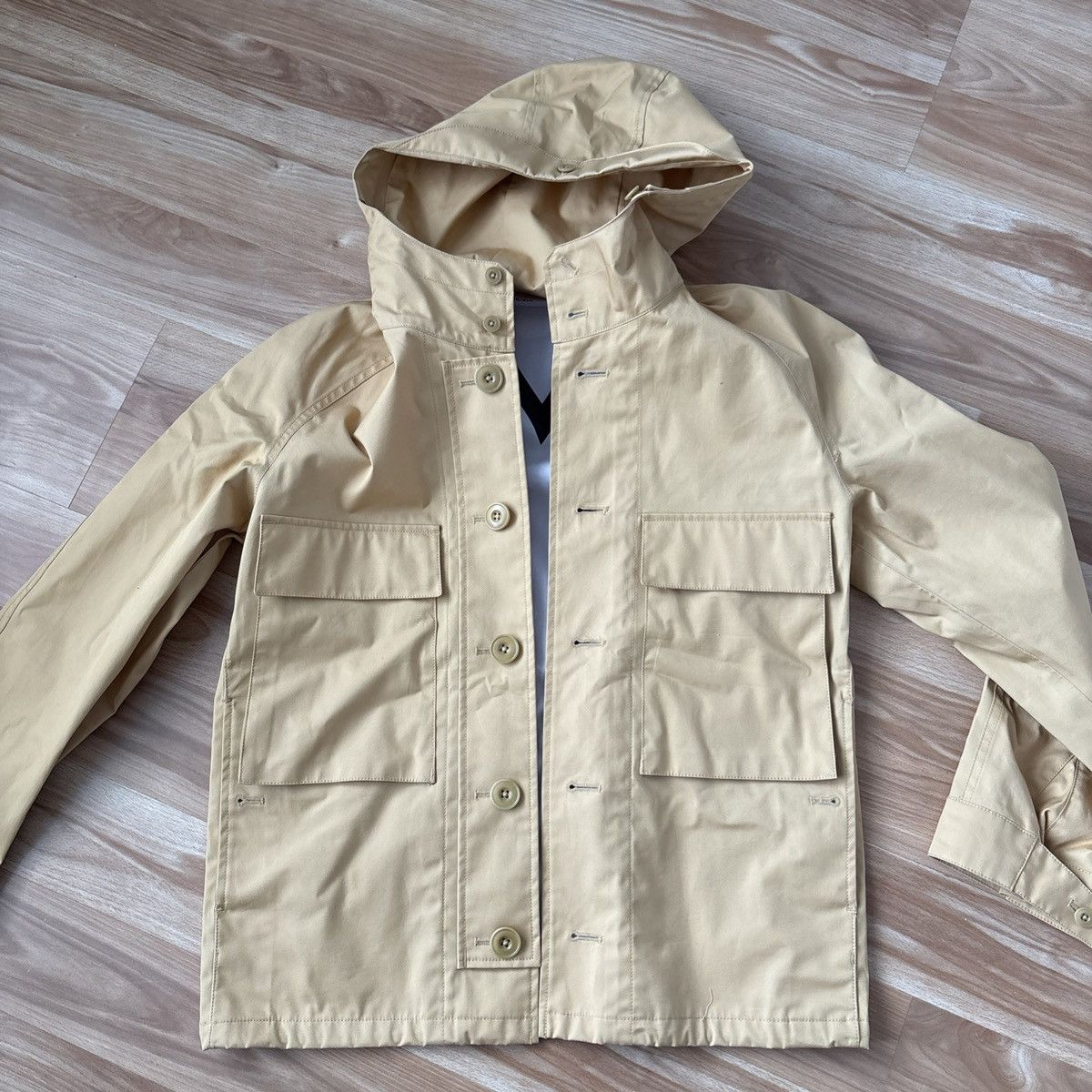 Lemaire × Uniqlo Uniqlo Lemaire Waterproof Jacket Size Men’s XS Size US XS / EU 42 / 0 - 2 Thumbnail